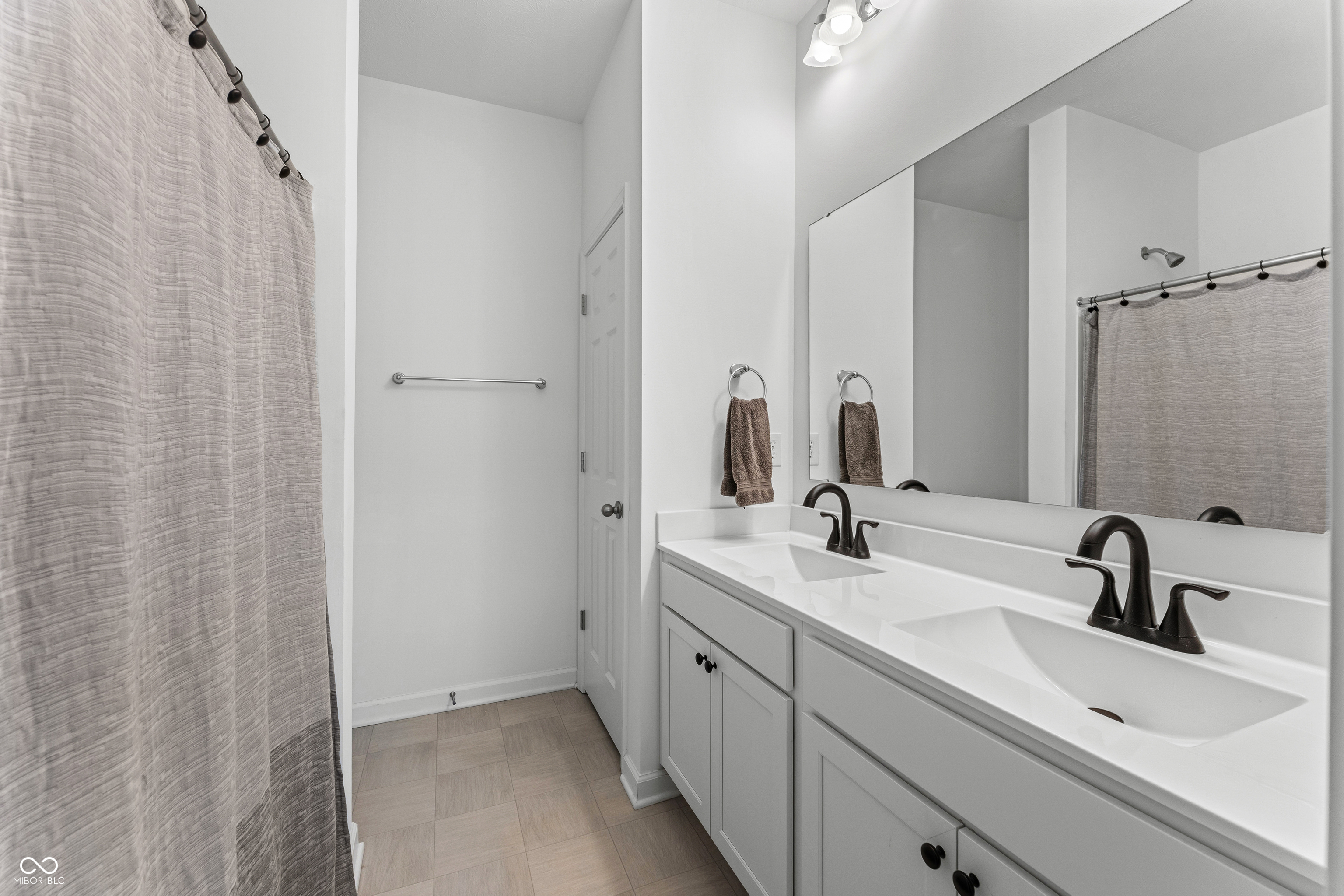 2646 Creek Bank Court