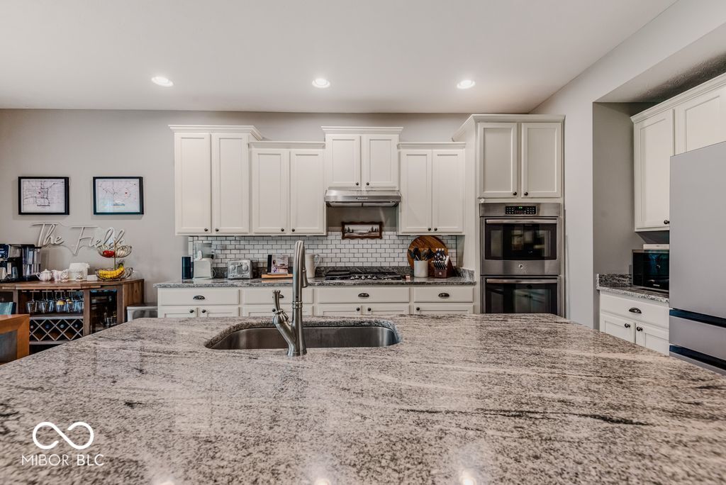 7058 Stoney Ridge Drive