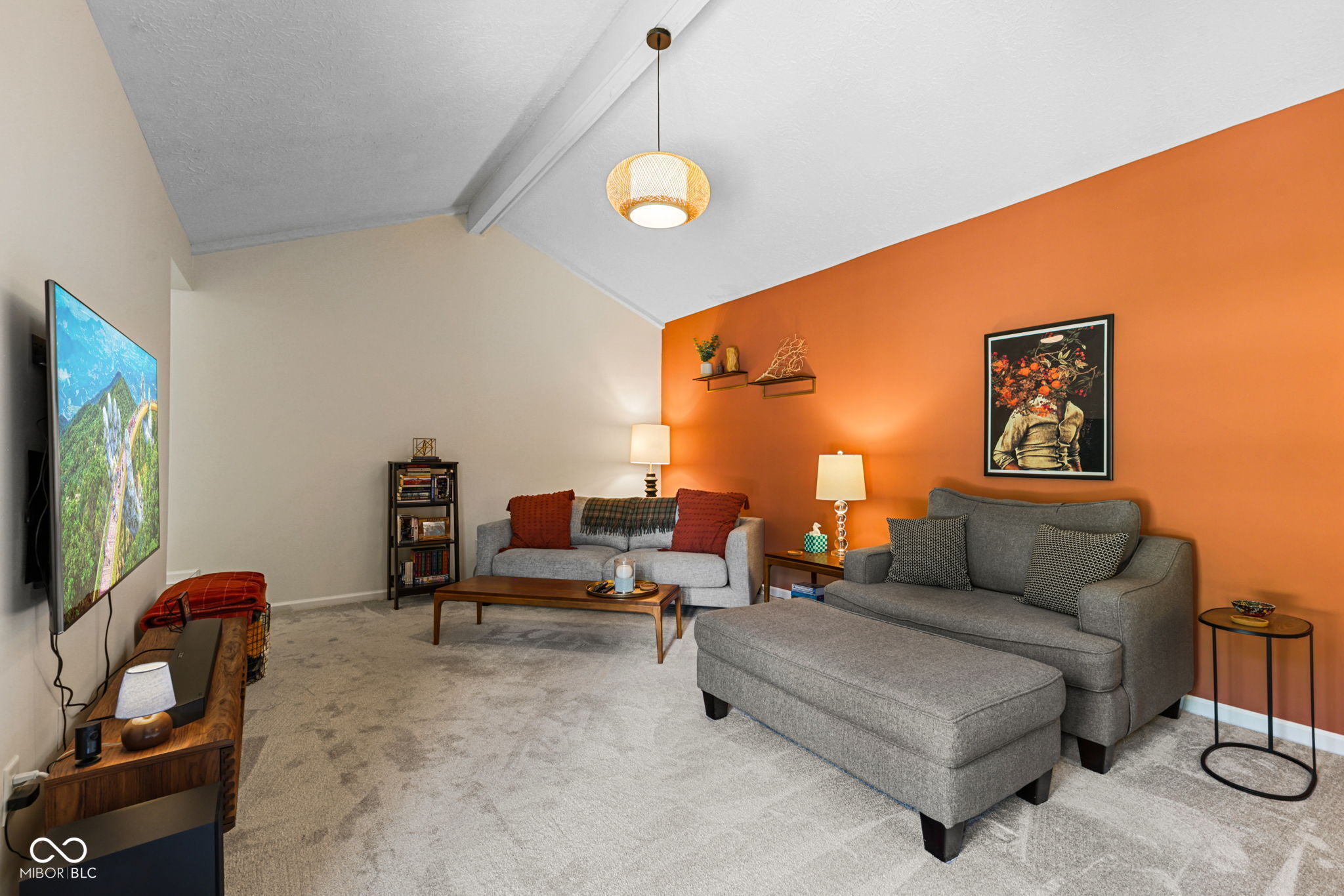 5202 Flintstone Drive
