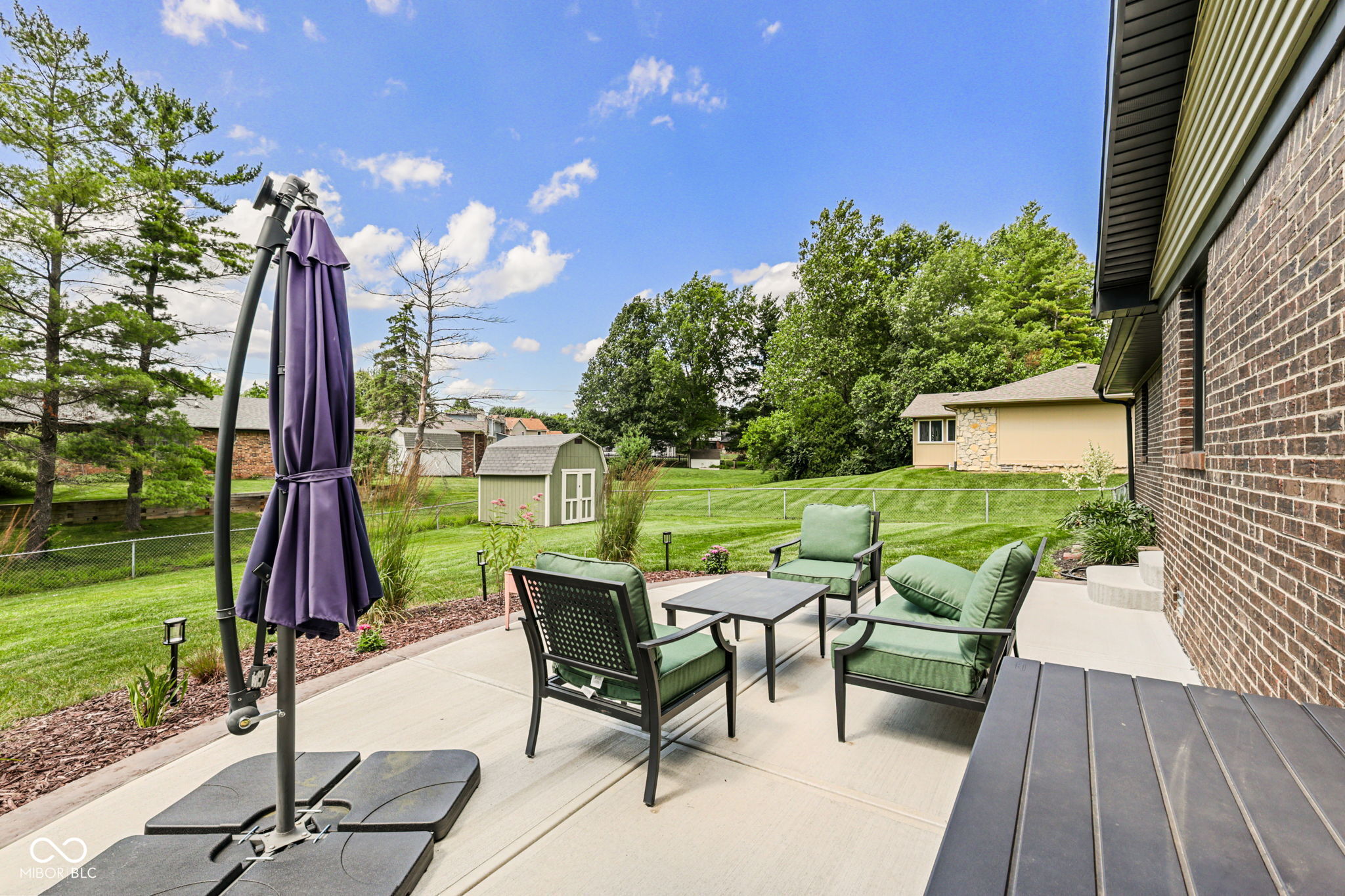 5202 Flintstone Drive