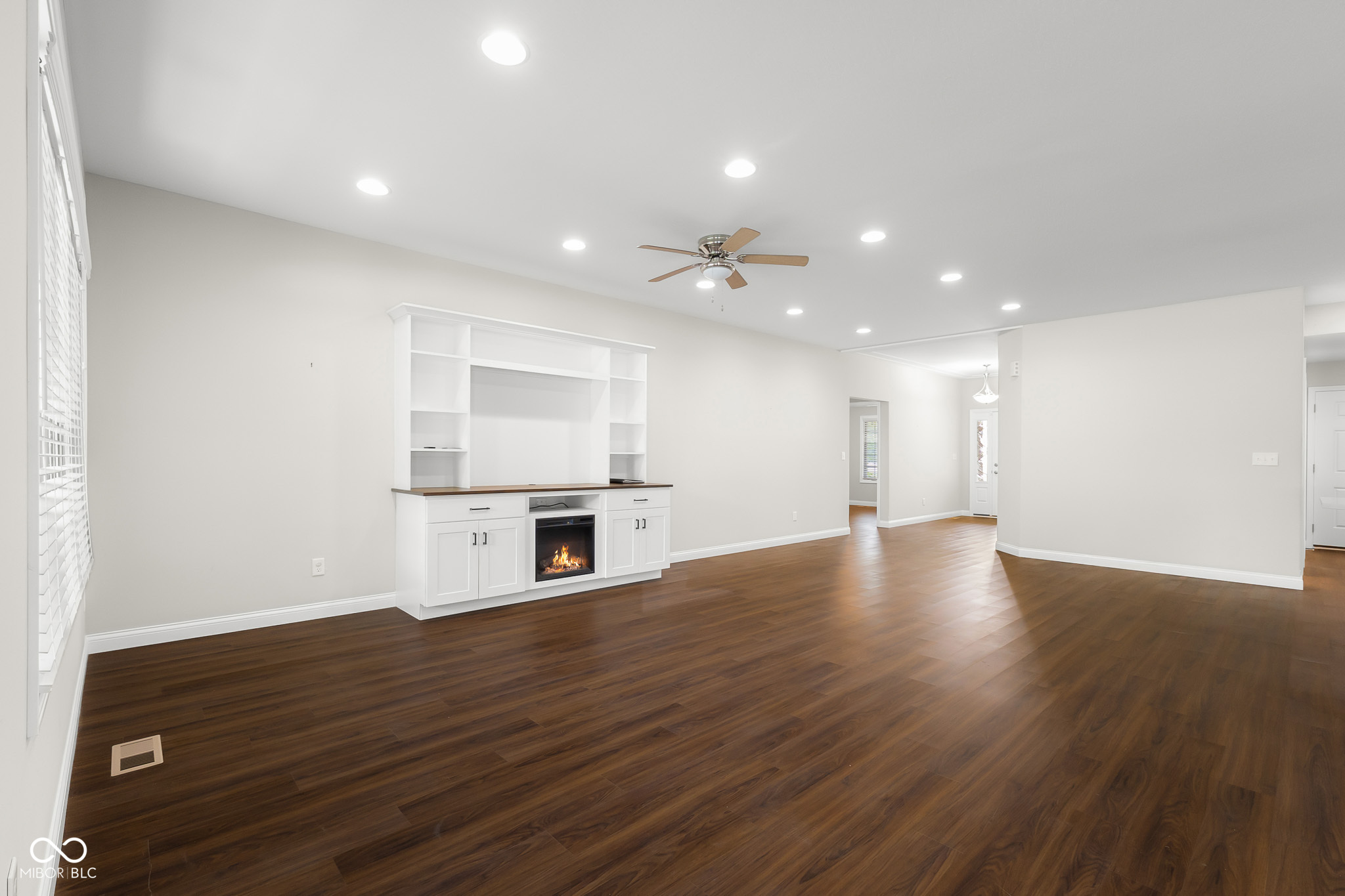 2703 Poplar Woods Lane