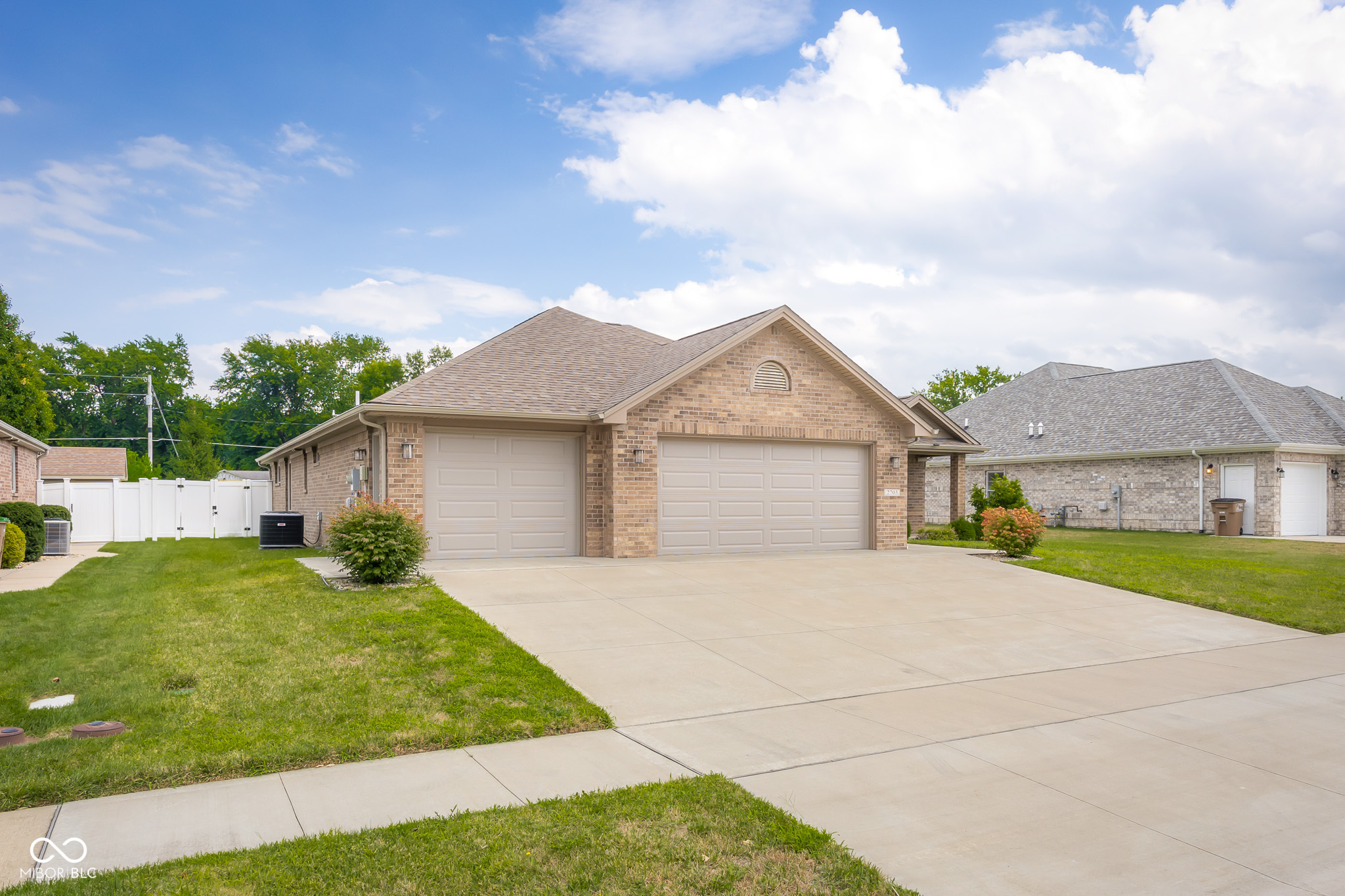 2703 Poplar Woods Lane