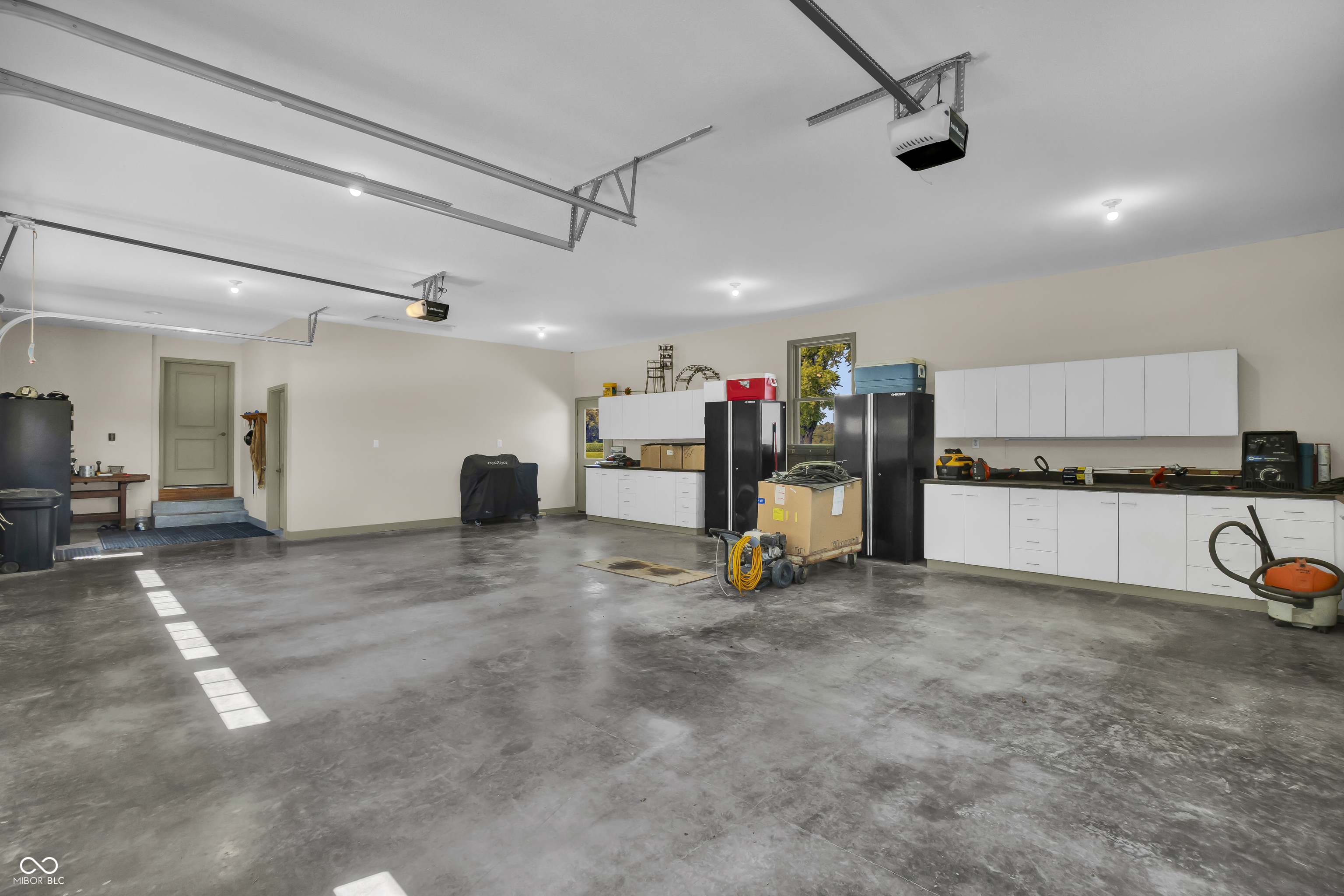 4077 S County Road 850 W