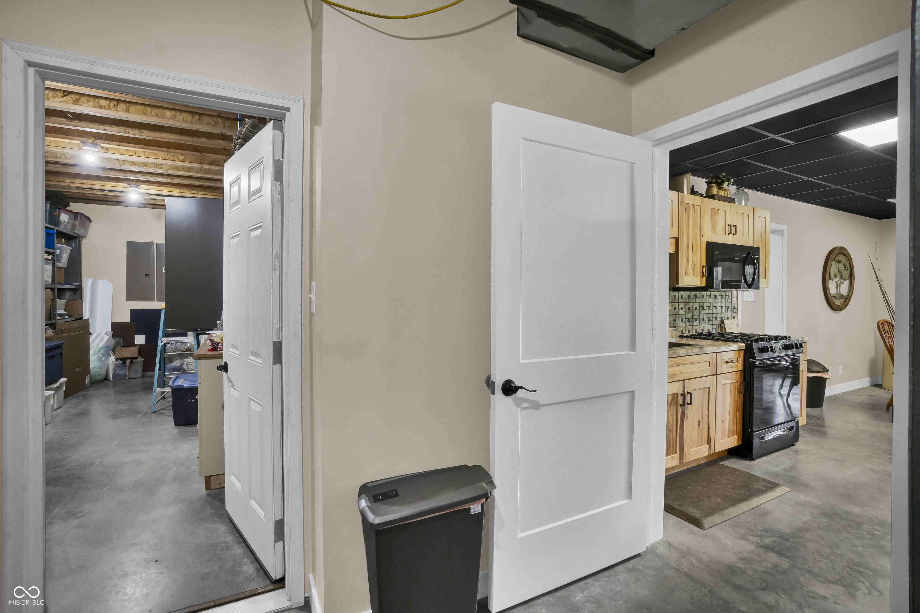 4077 S County Road 850 W