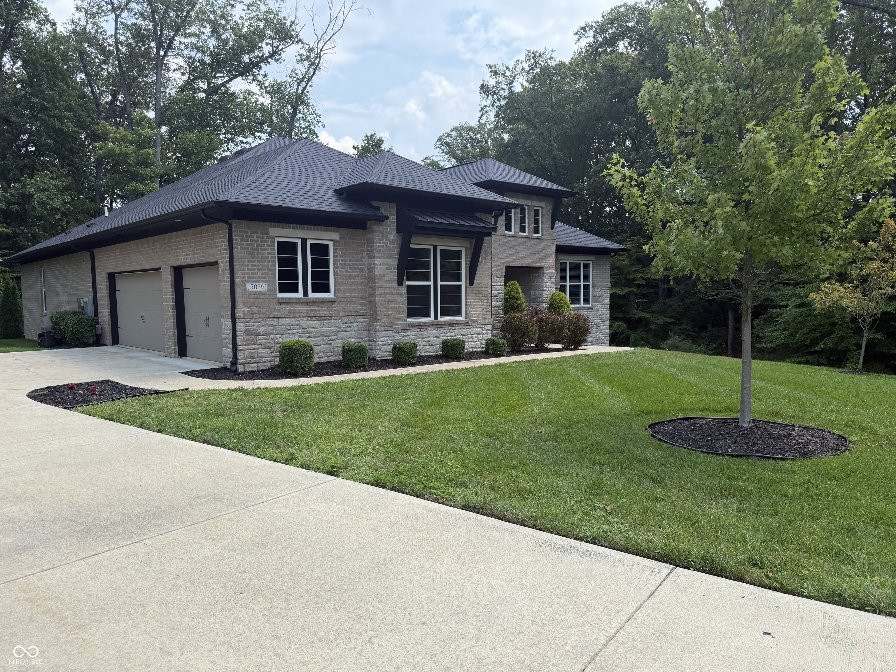 5059 Oak Ridge Trail