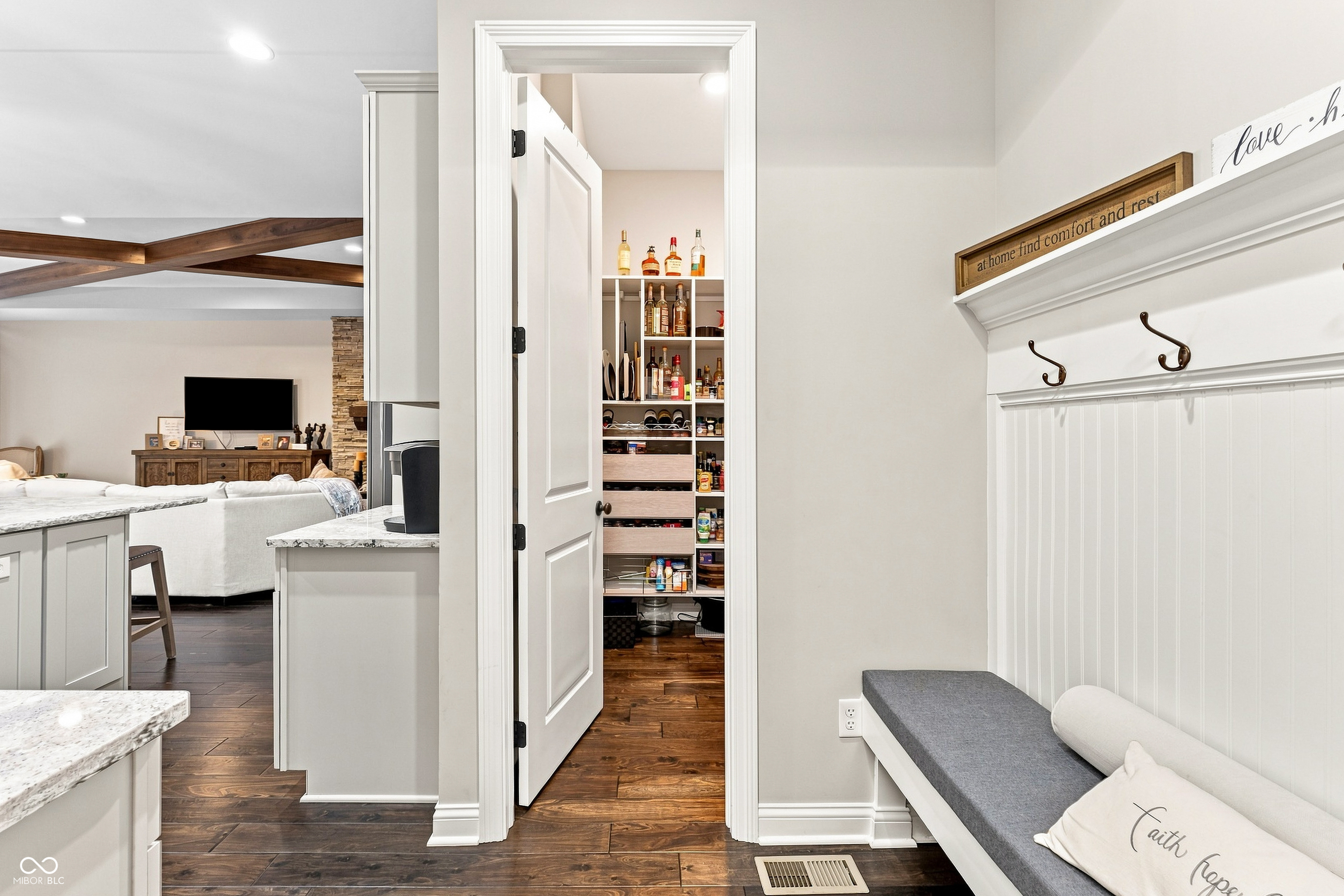 5059 Oak Ridge Trail