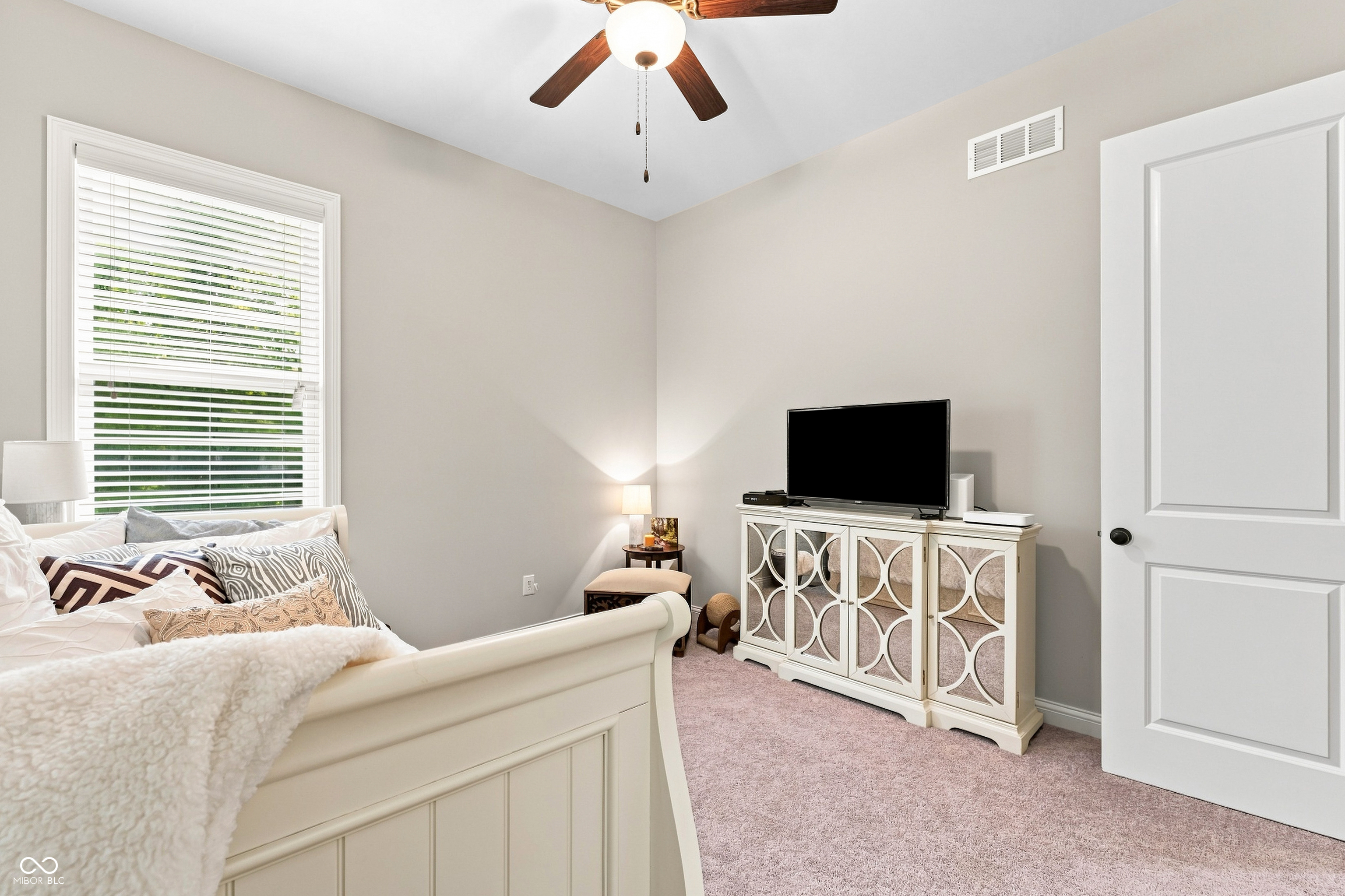 5059 Oak Ridge Trail