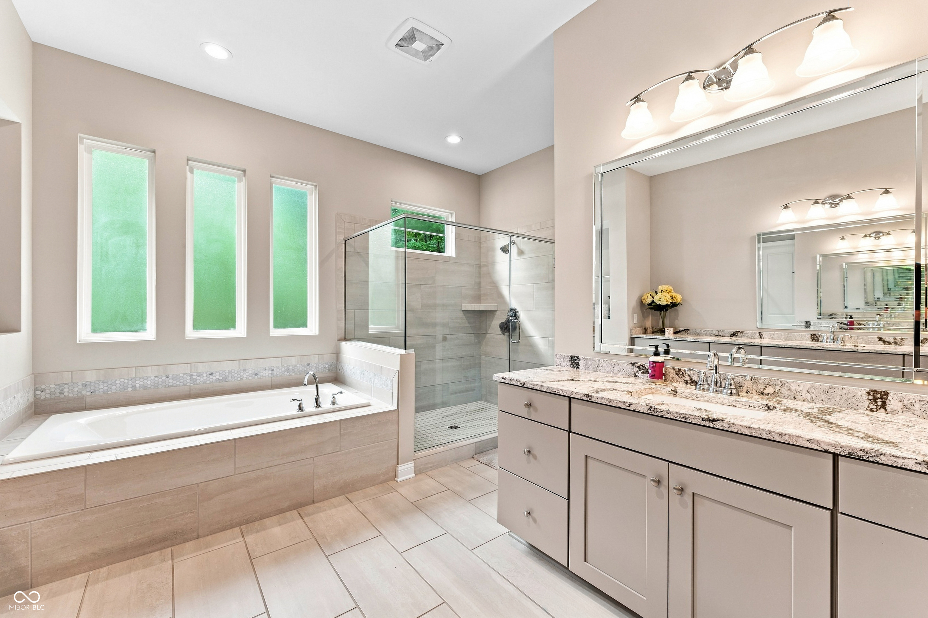 5059 Oak Ridge Trail