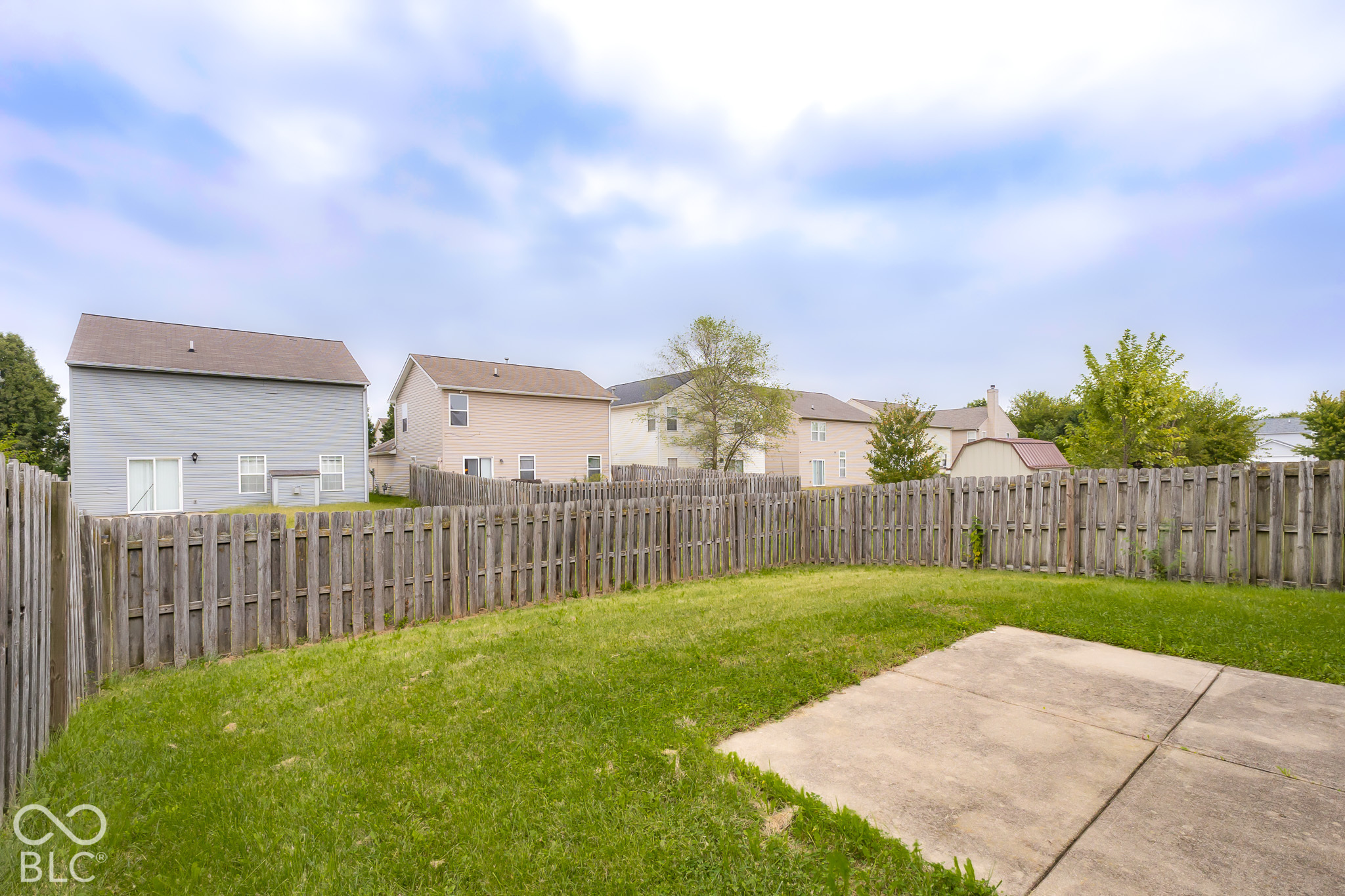 2322 Middle View Drive