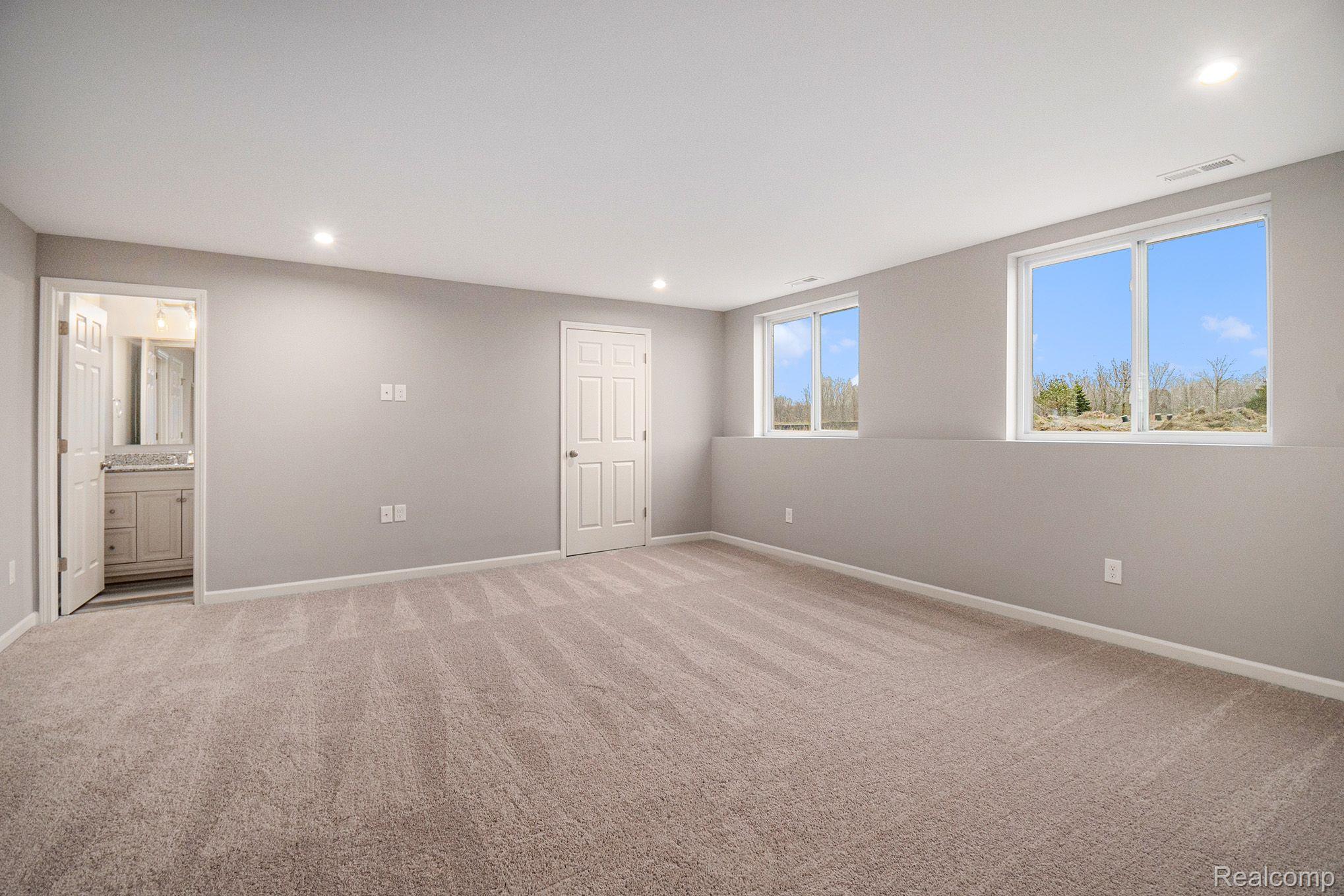 5070 Lindemere Drive