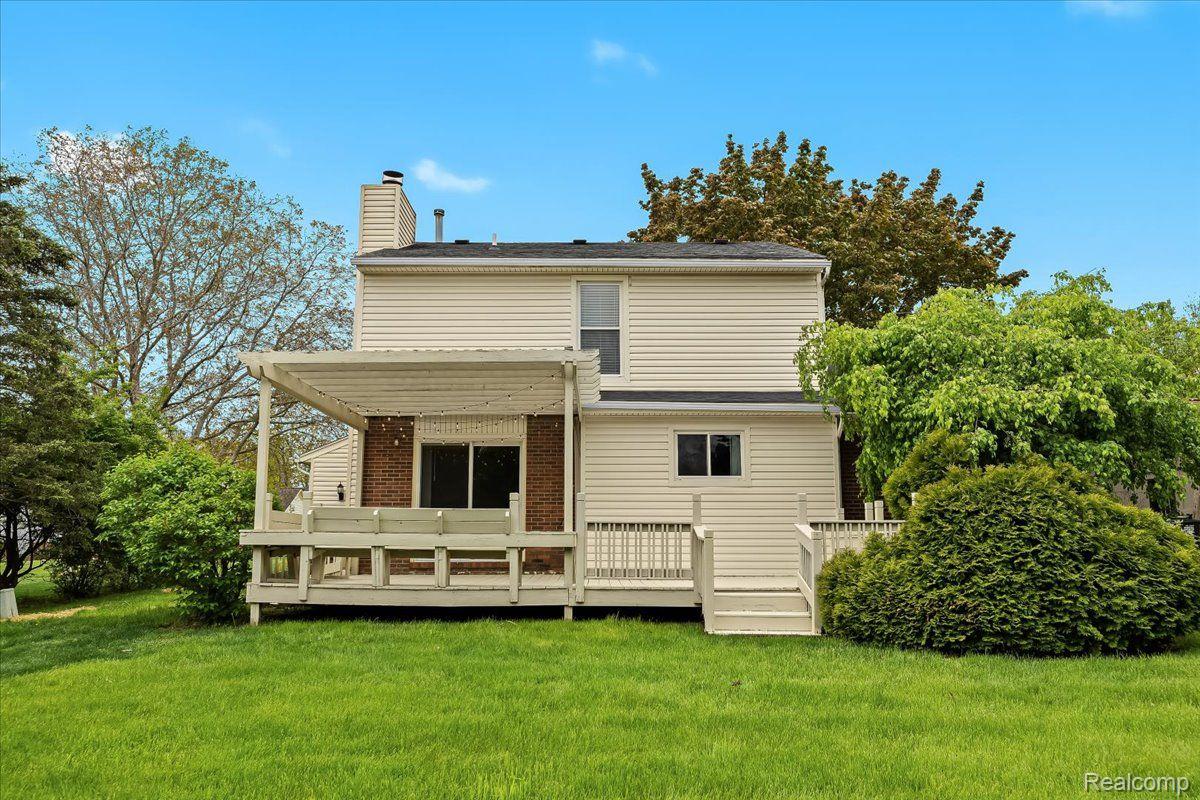 754 KENTUCKY Drive