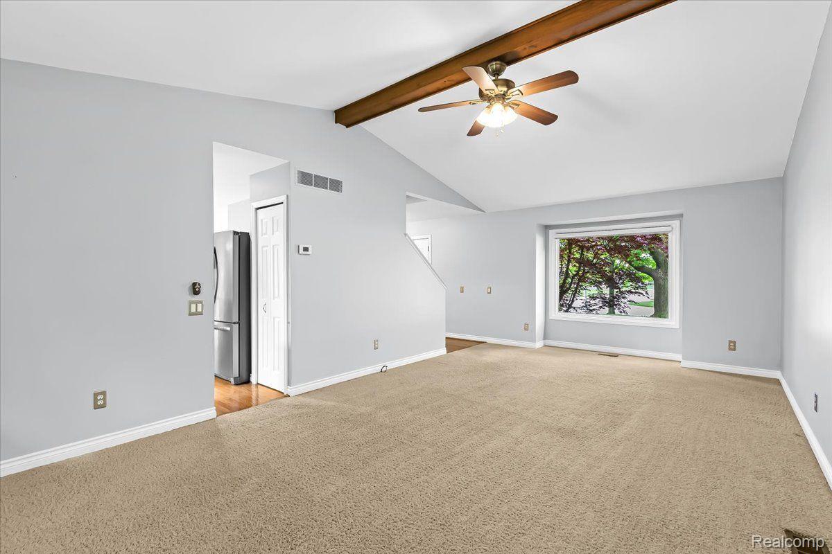 754 KENTUCKY Drive