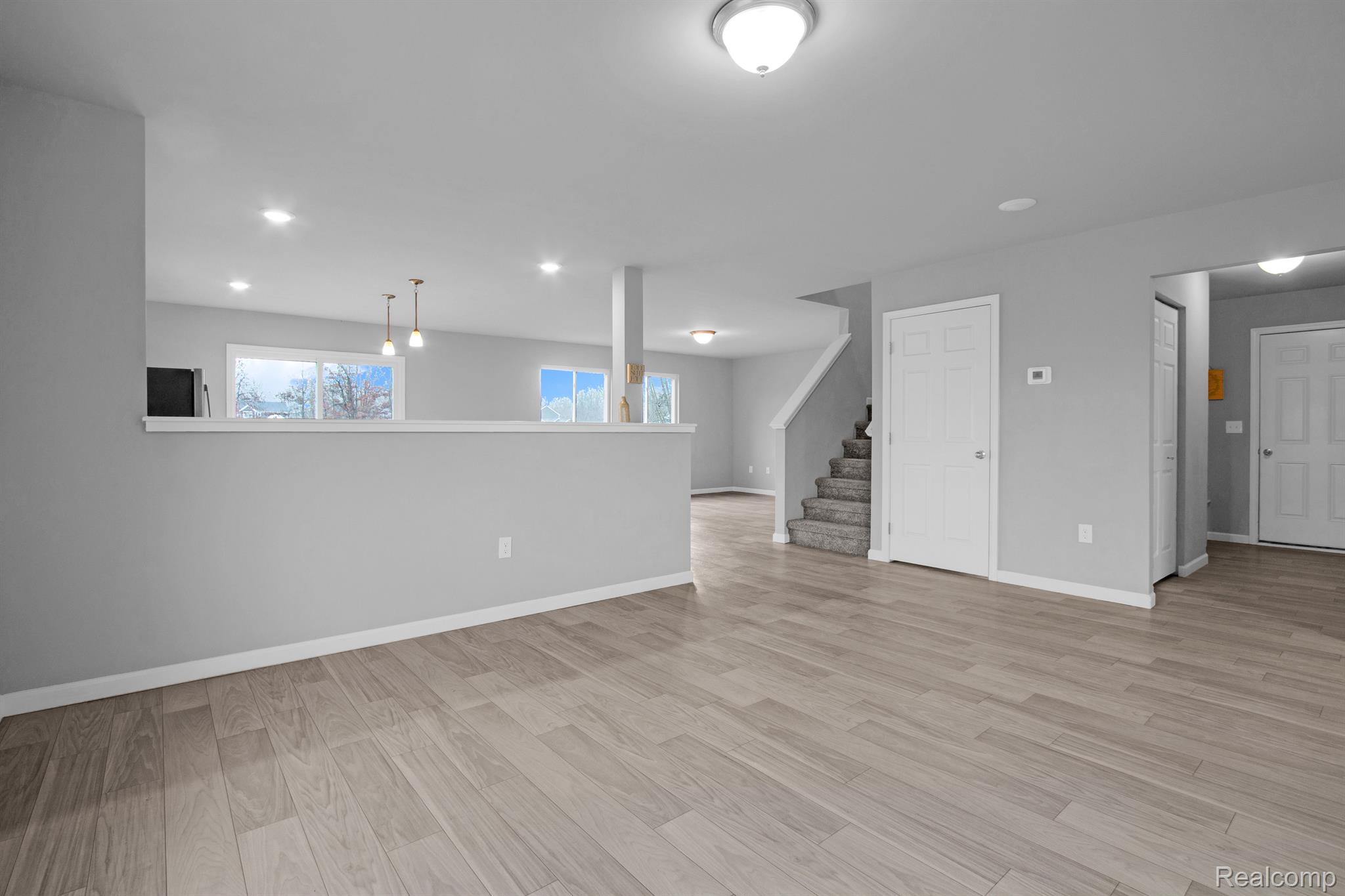 132 FOREST Way