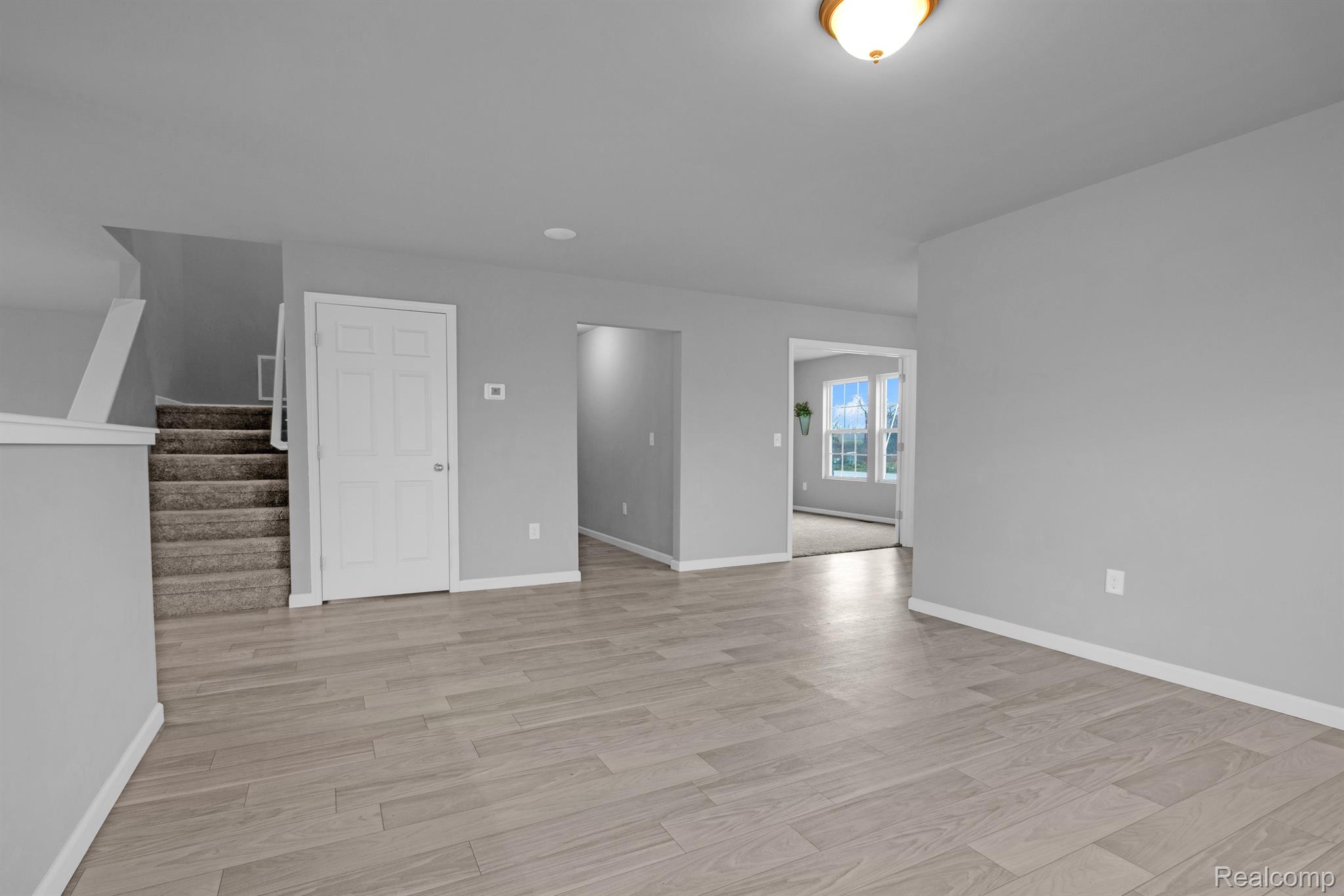 132 FOREST Way