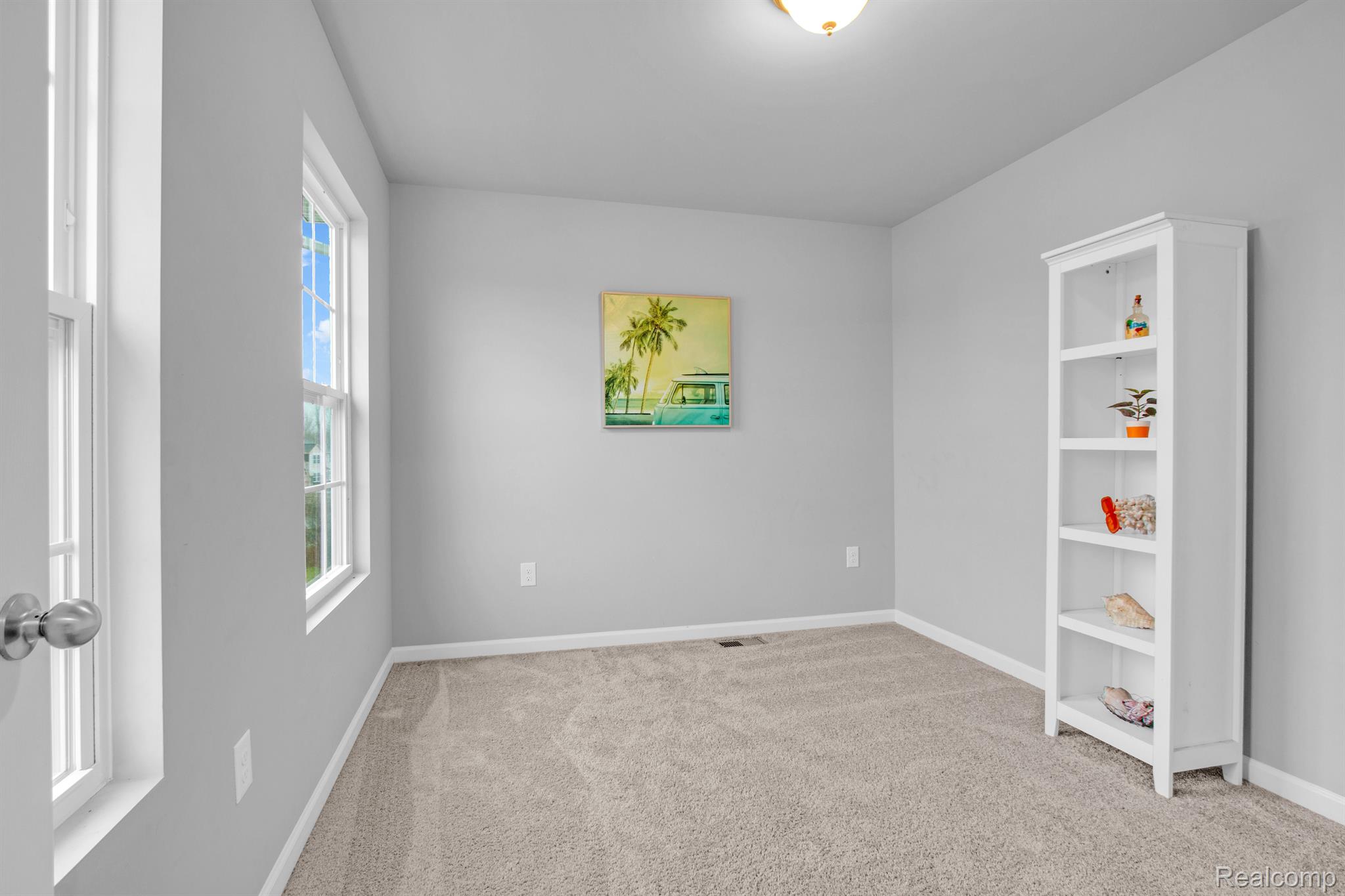 132 FOREST Way