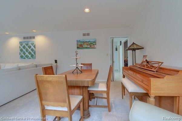 28645 Oakcrest Court