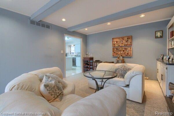 28645 Oakcrest Court