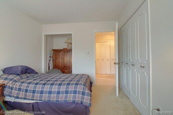 28645 Oakcrest Court