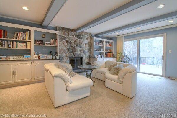 28645 Oakcrest Court