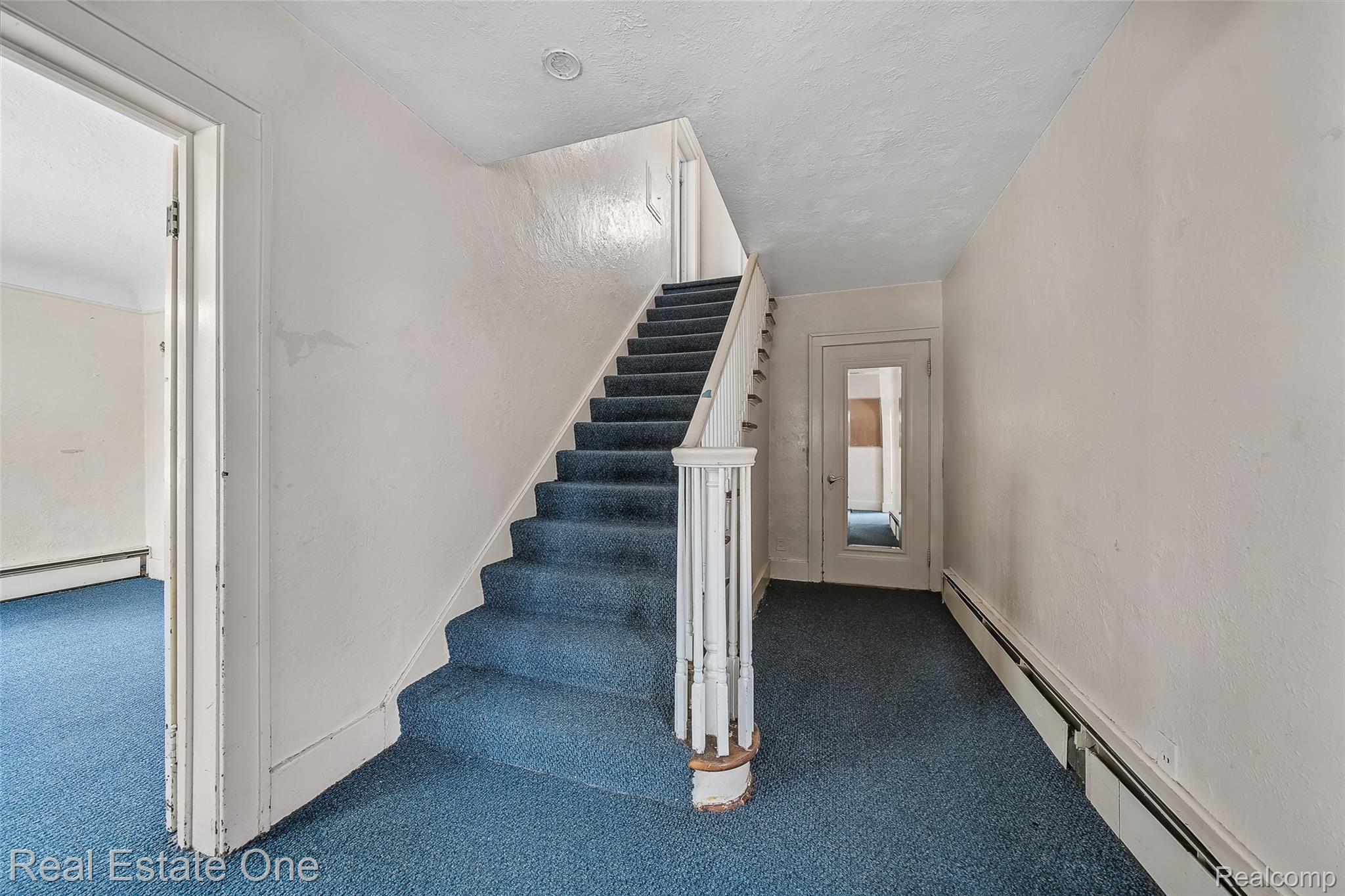 326 W Iroquois Road