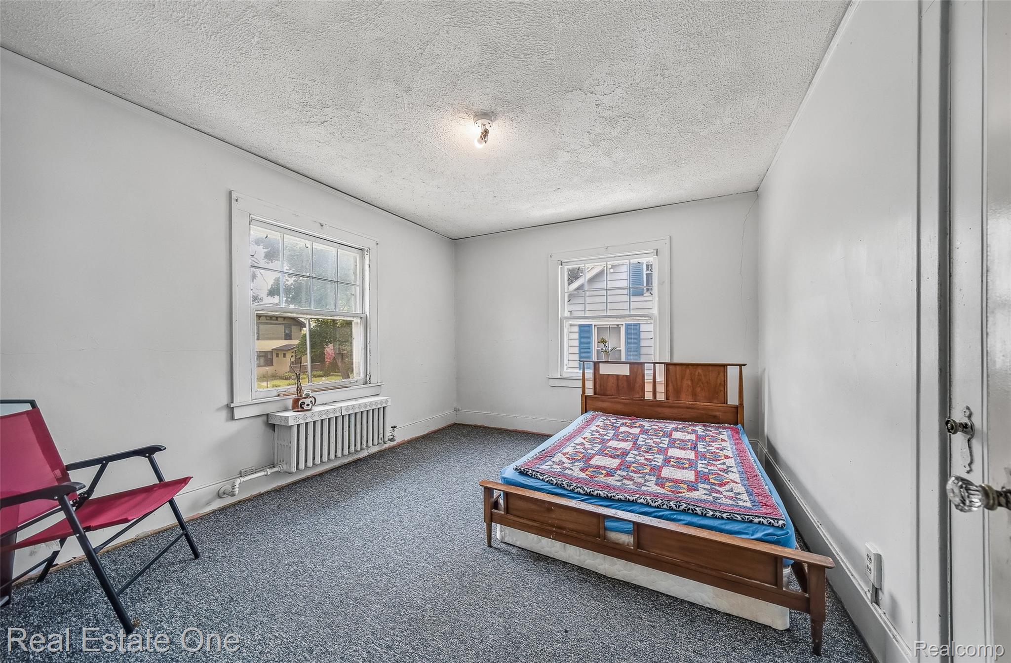 326 W Iroquois Road