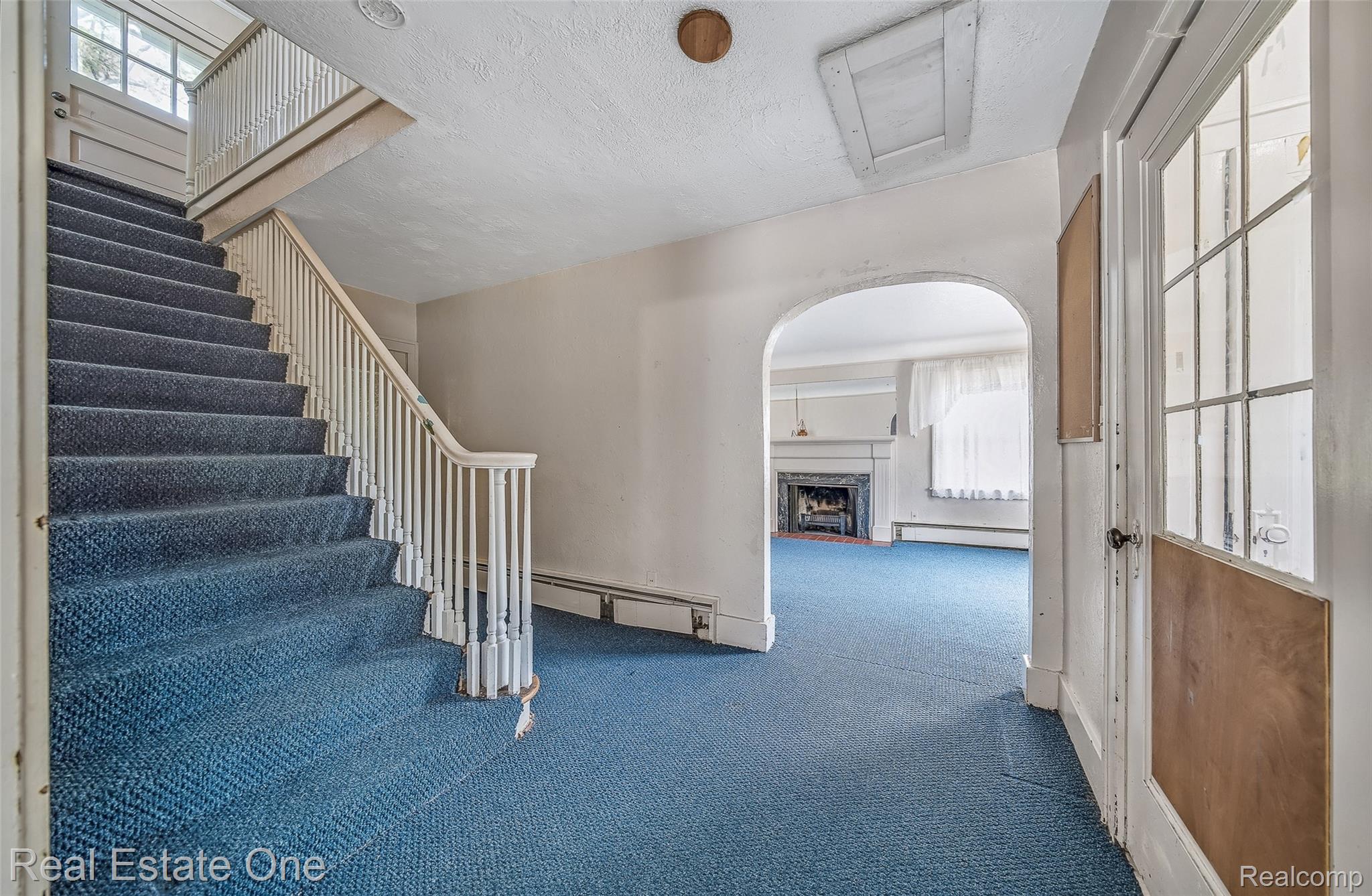 326 W Iroquois Road