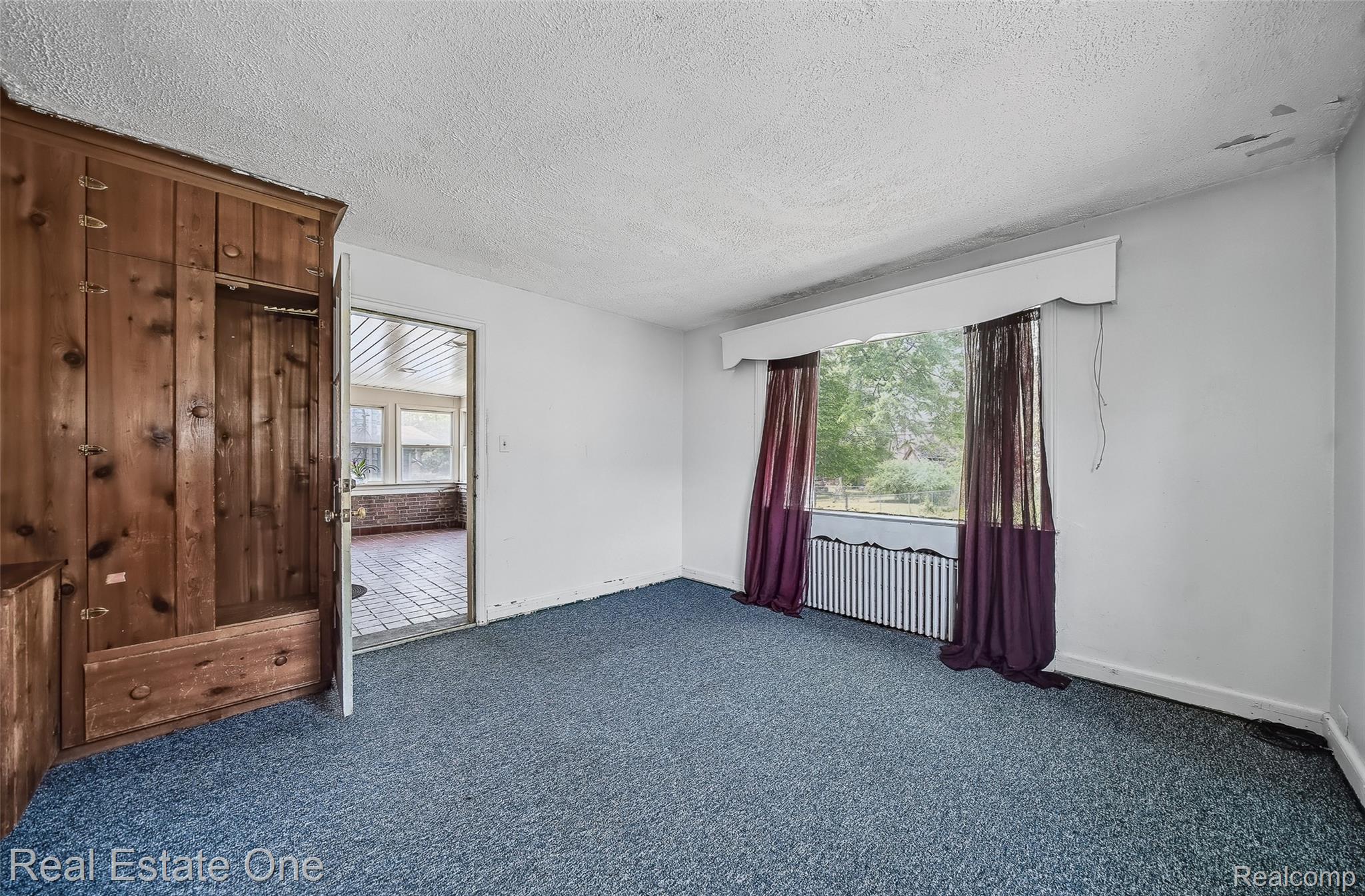 326 W Iroquois Road