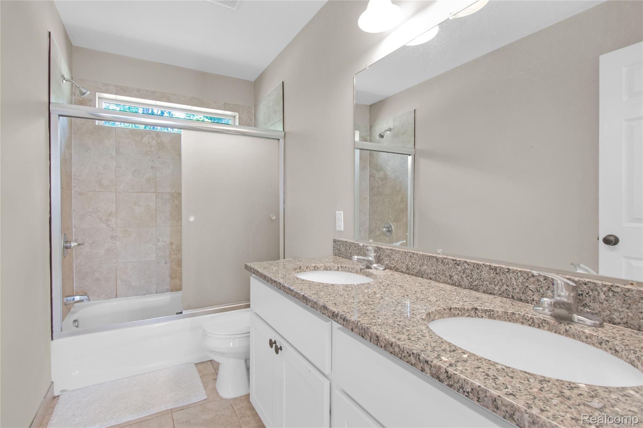 549 NAPA VALLEY DR