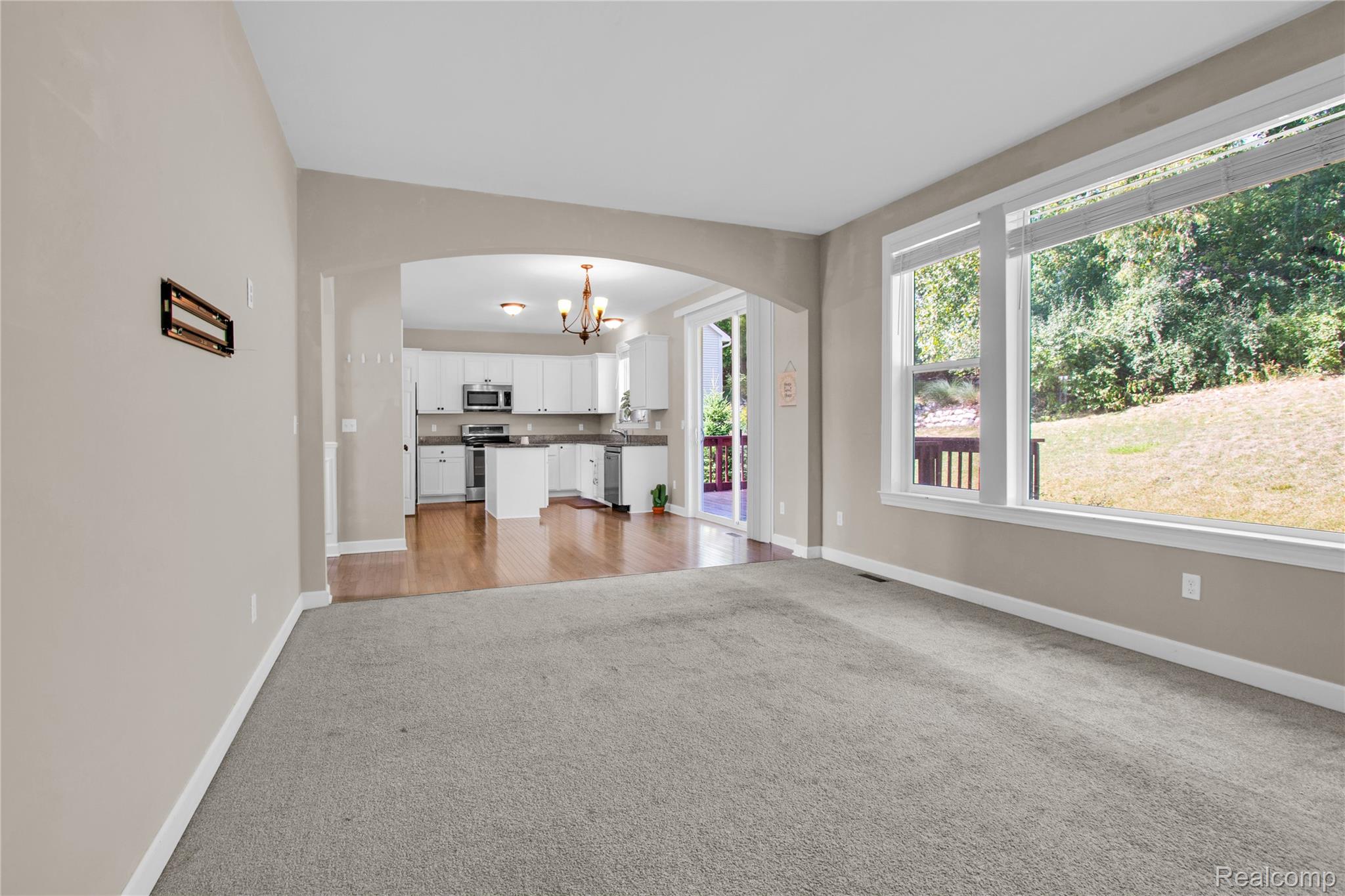 549 NAPA VALLEY DR