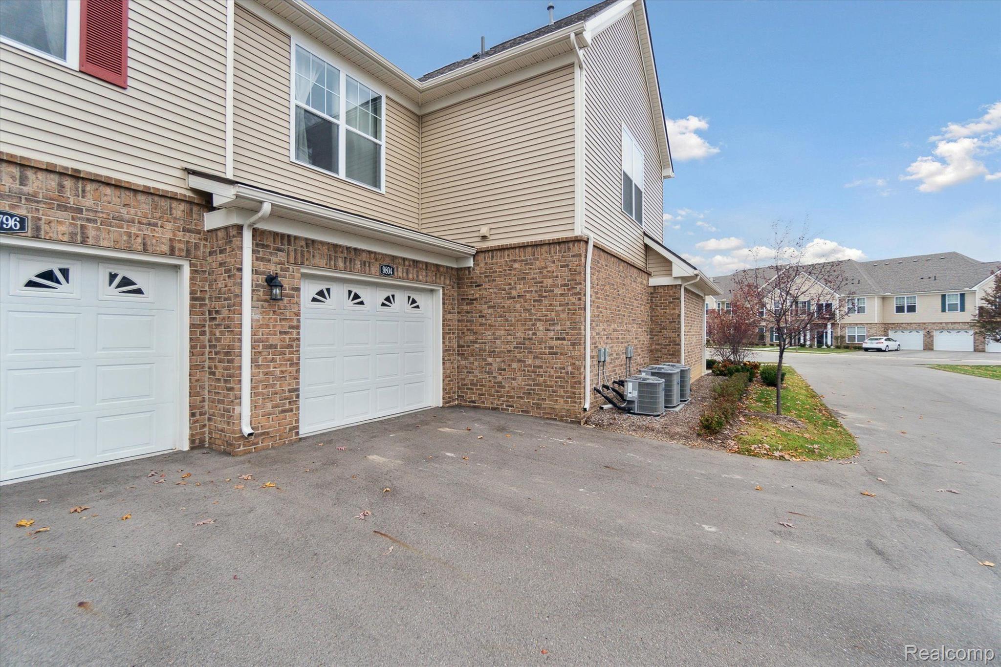 9804 RIDGE RUN Street 57