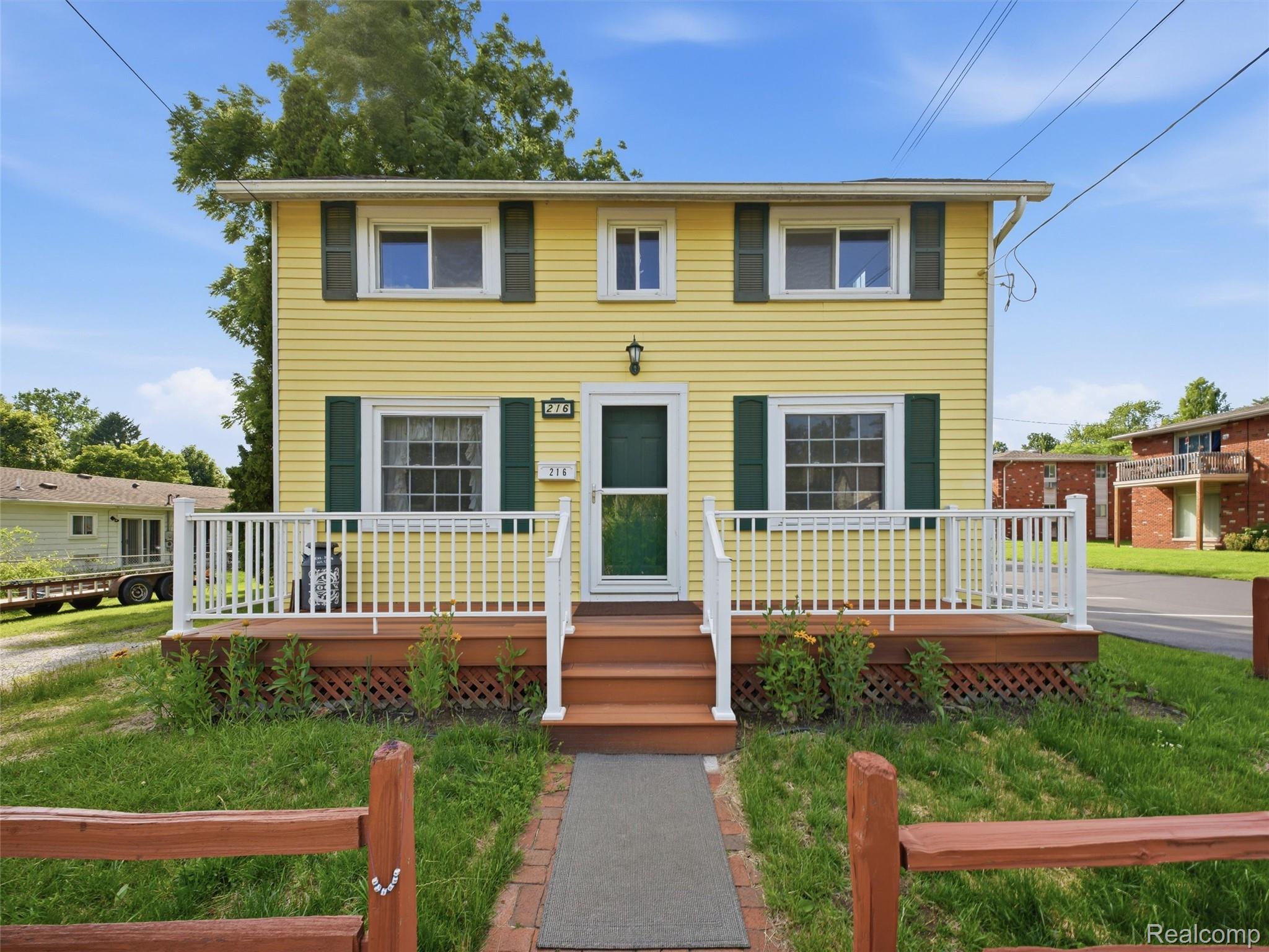 216 Bush Street