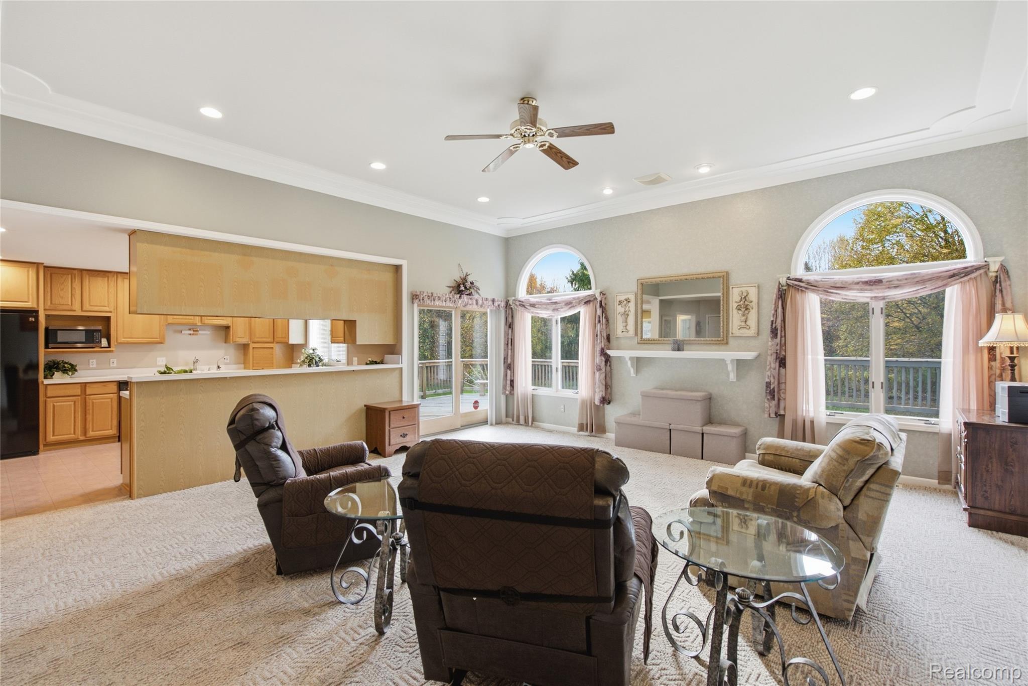 12090 Great Oaks DR