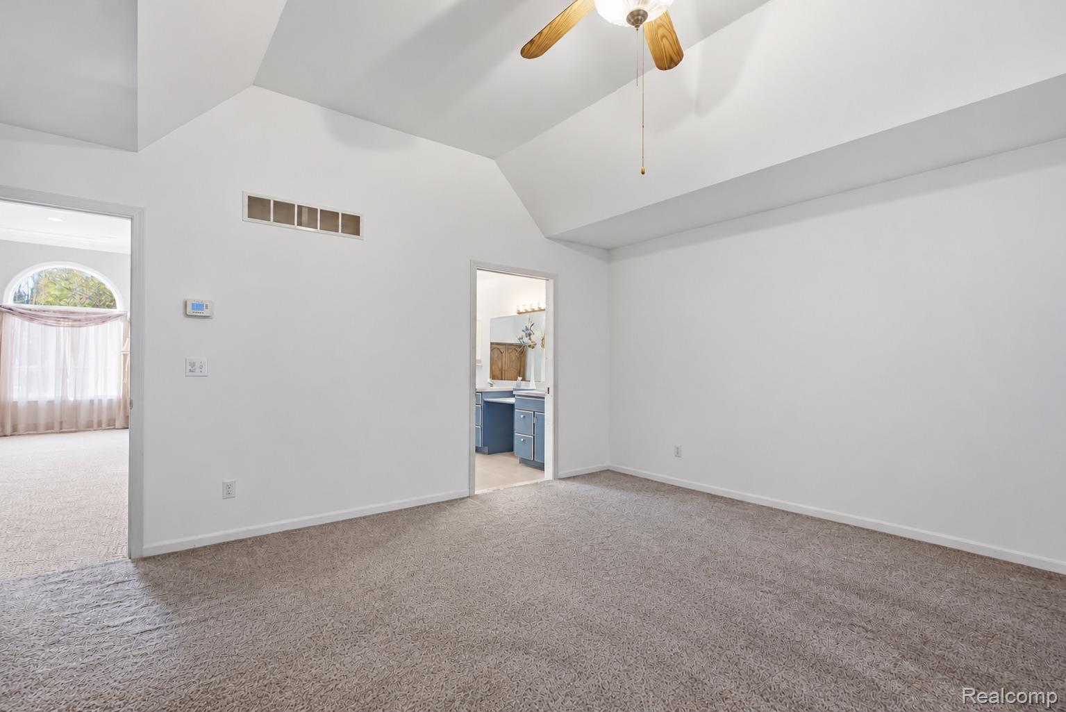 12090 Great Oaks DR