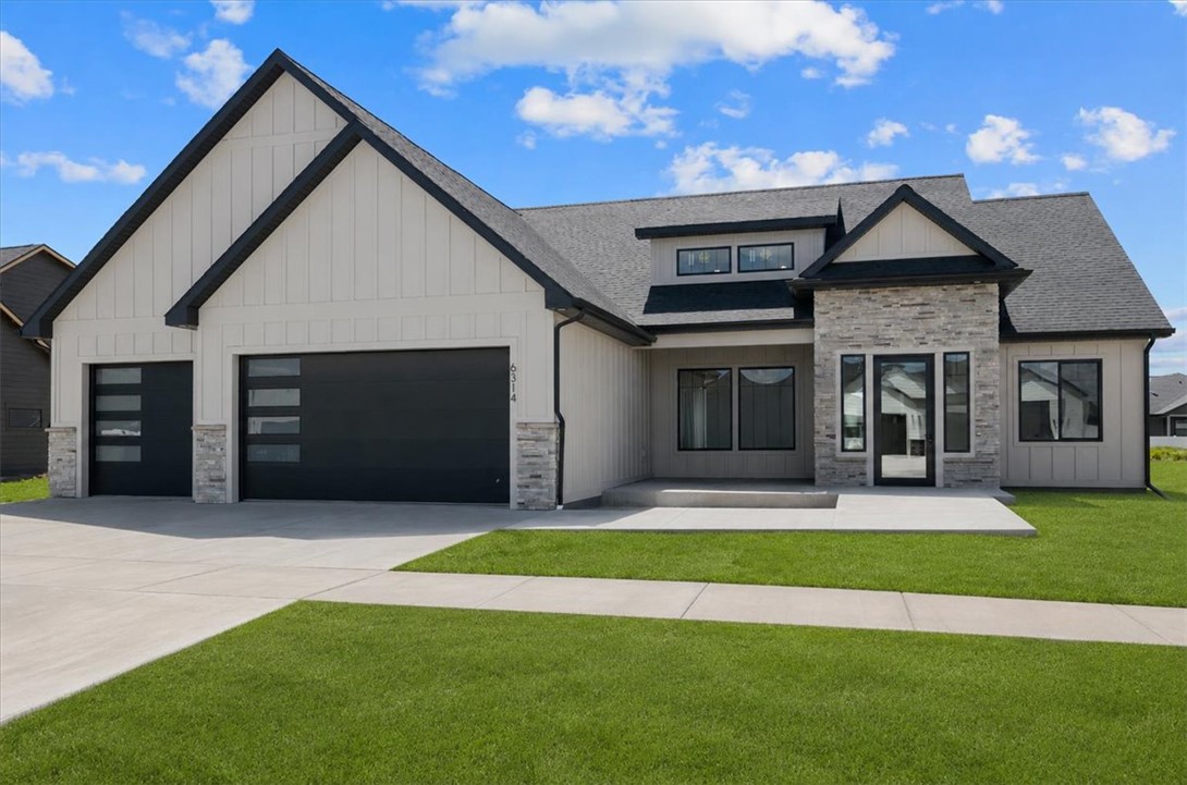 6332 Tawny Bluff
