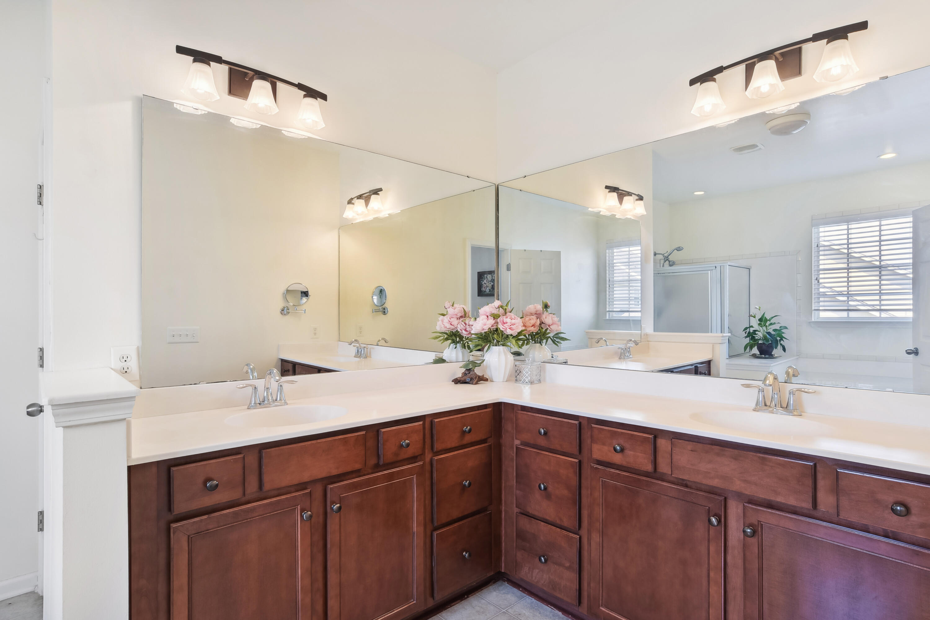 1220 Circle Oaks Drive