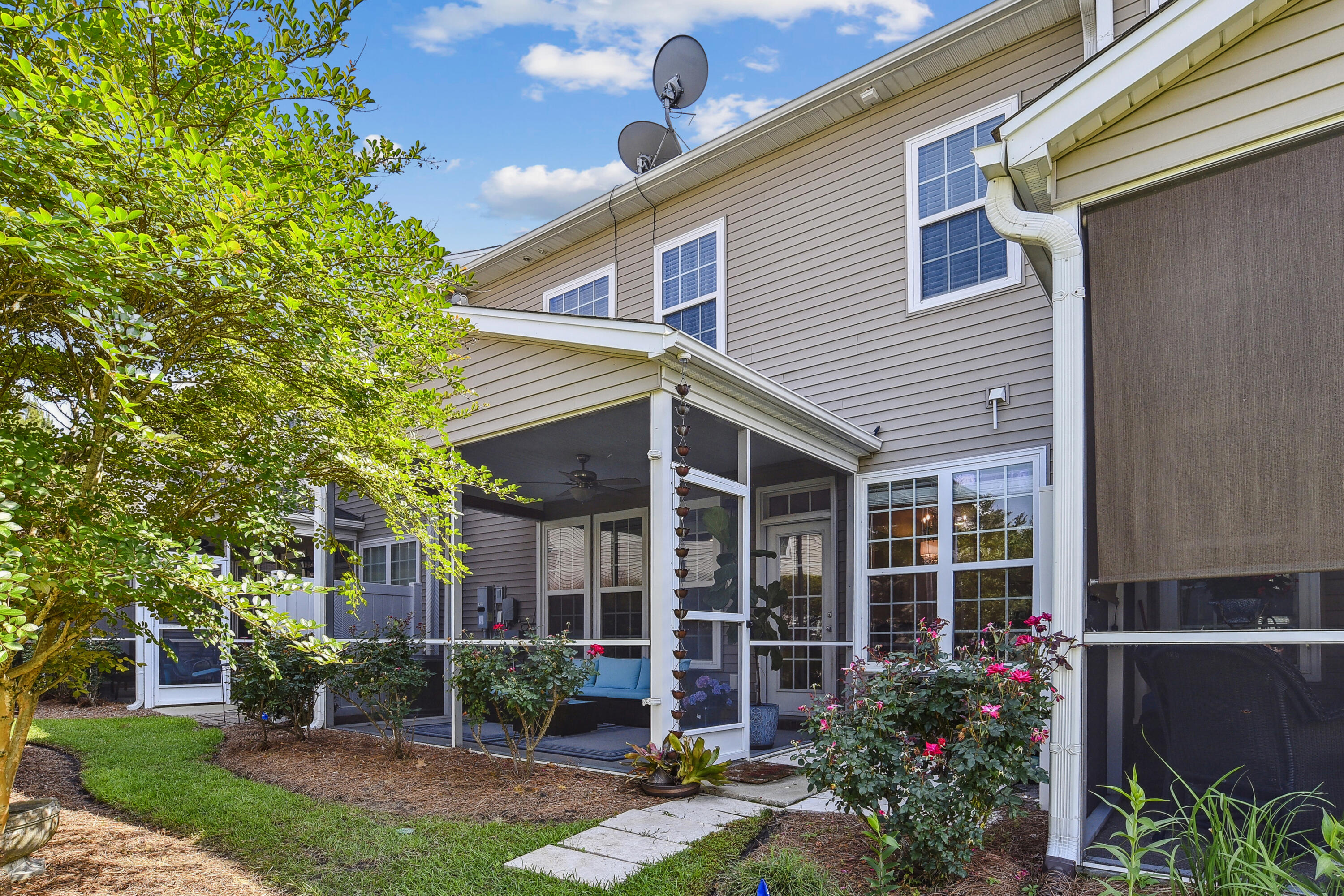 1220 Circle Oaks Drive