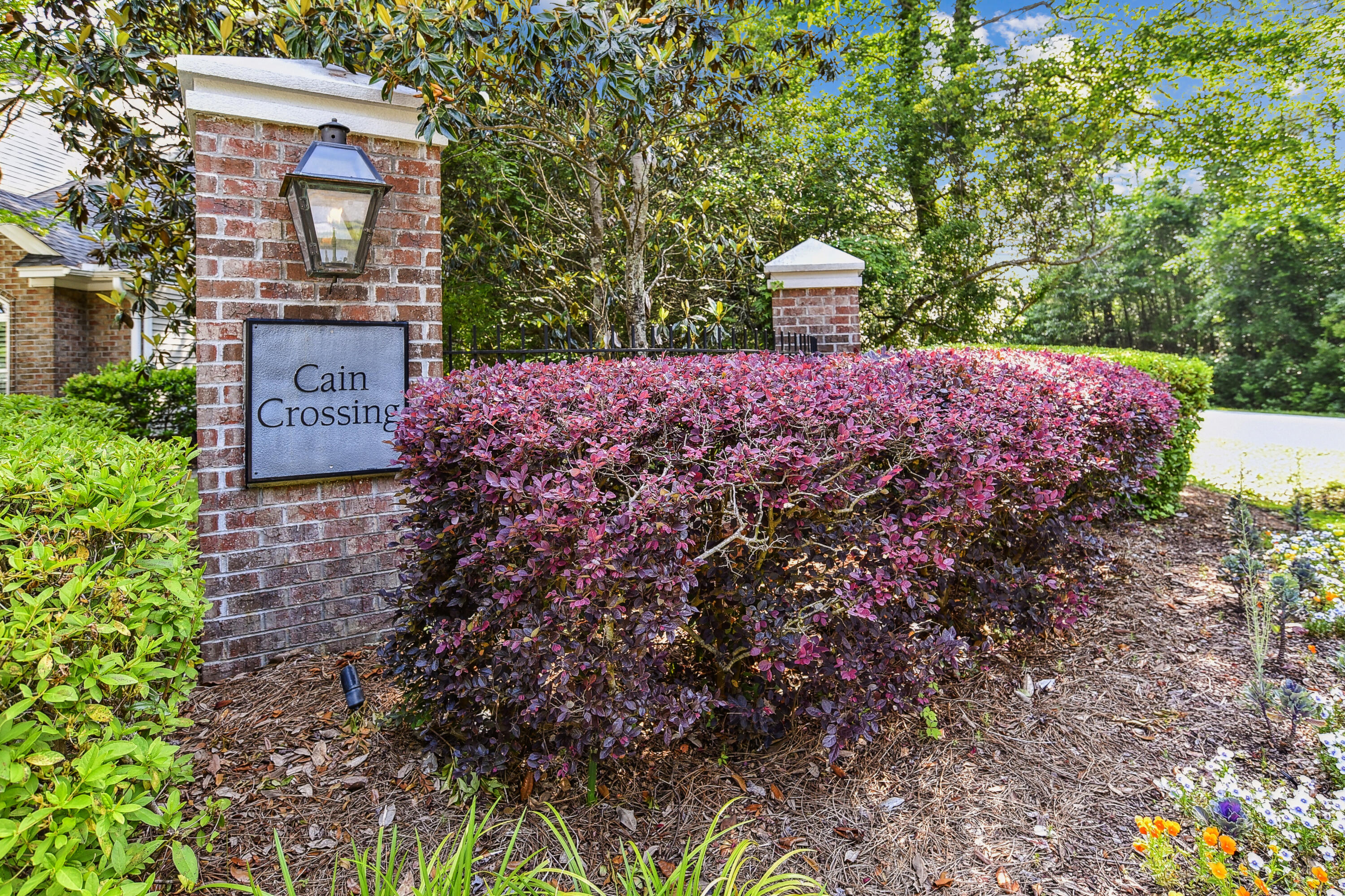 1220 Circle Oaks Drive