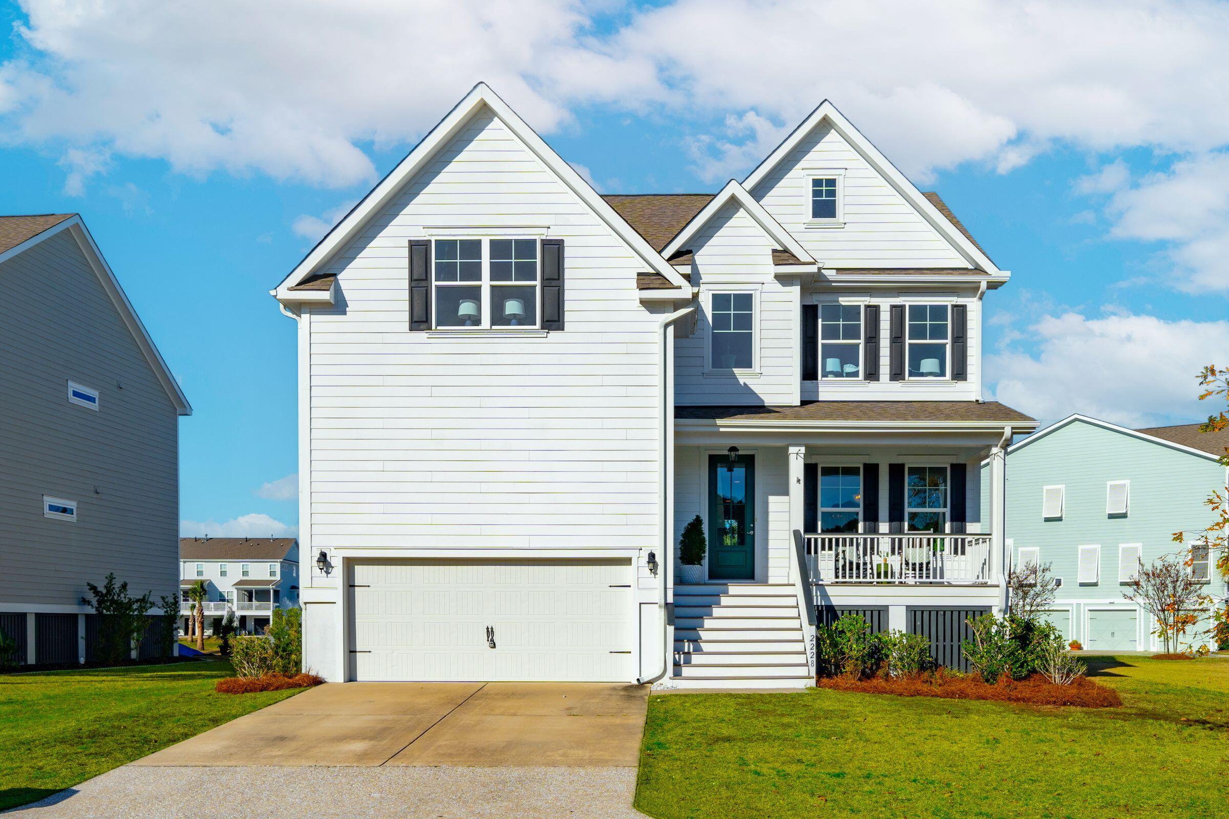 2228 Midden Drive