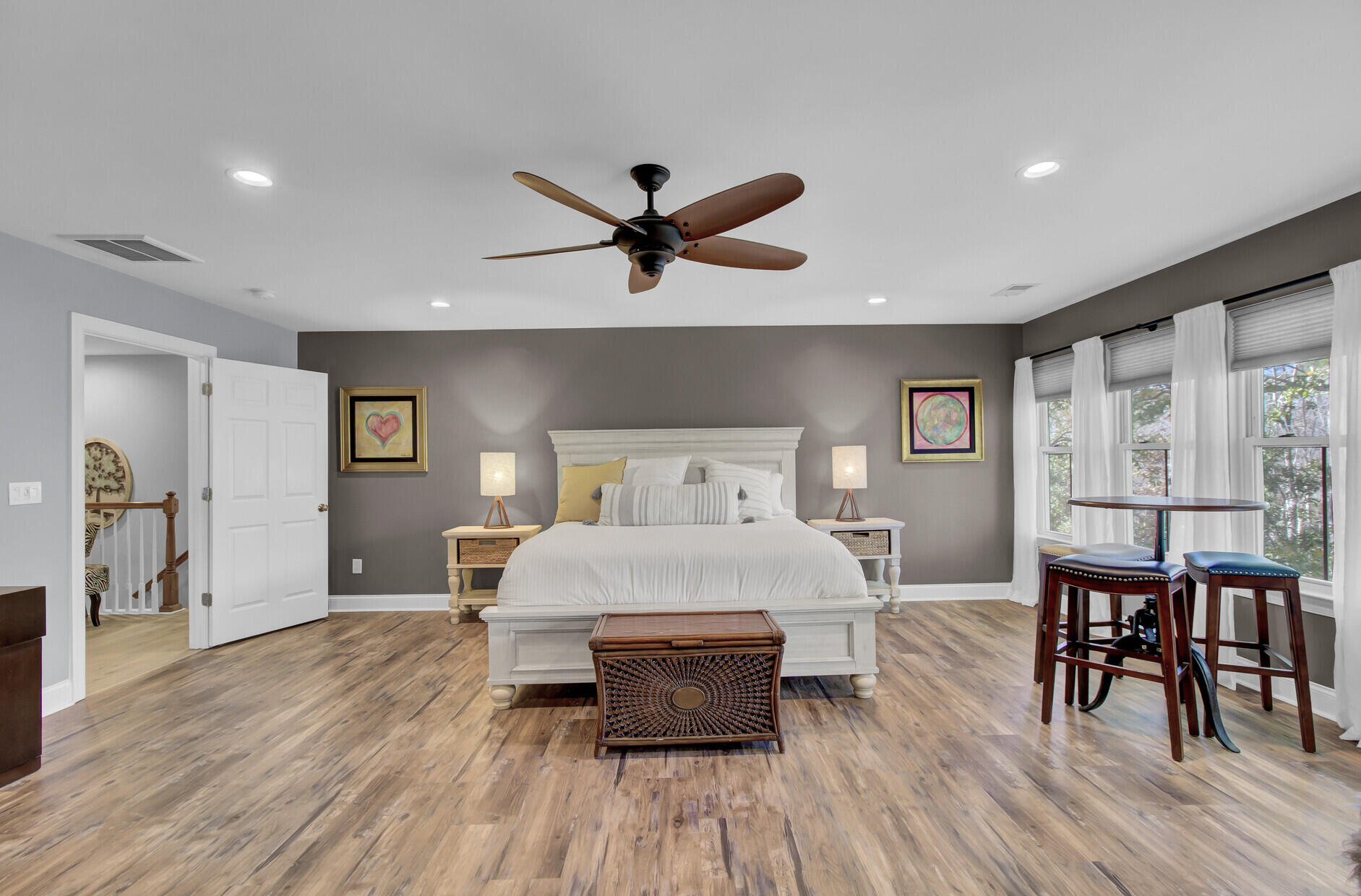 2516 Charter Oaks Drive