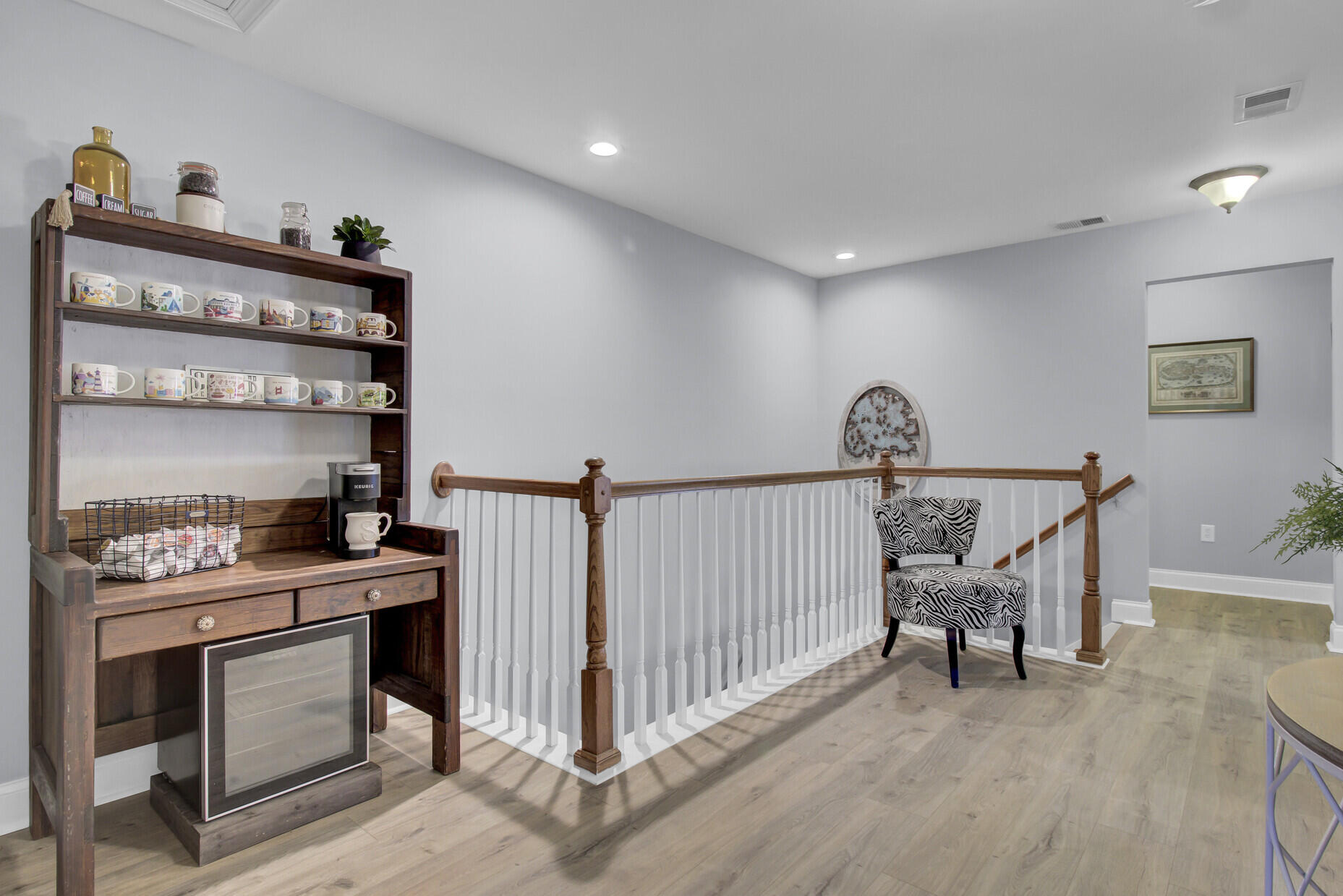 2516 Charter Oaks Drive