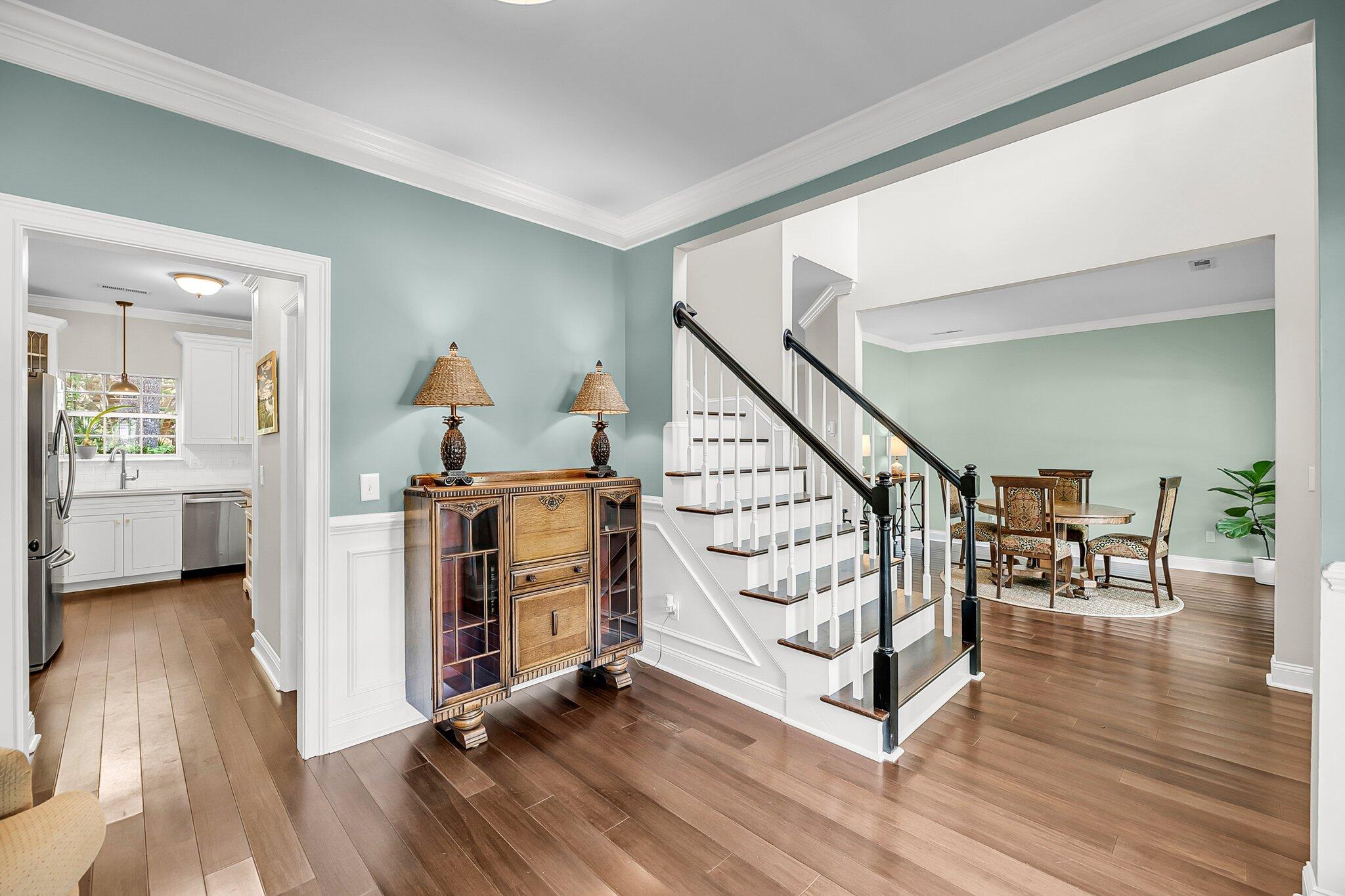 1938 Oak Tree Lane