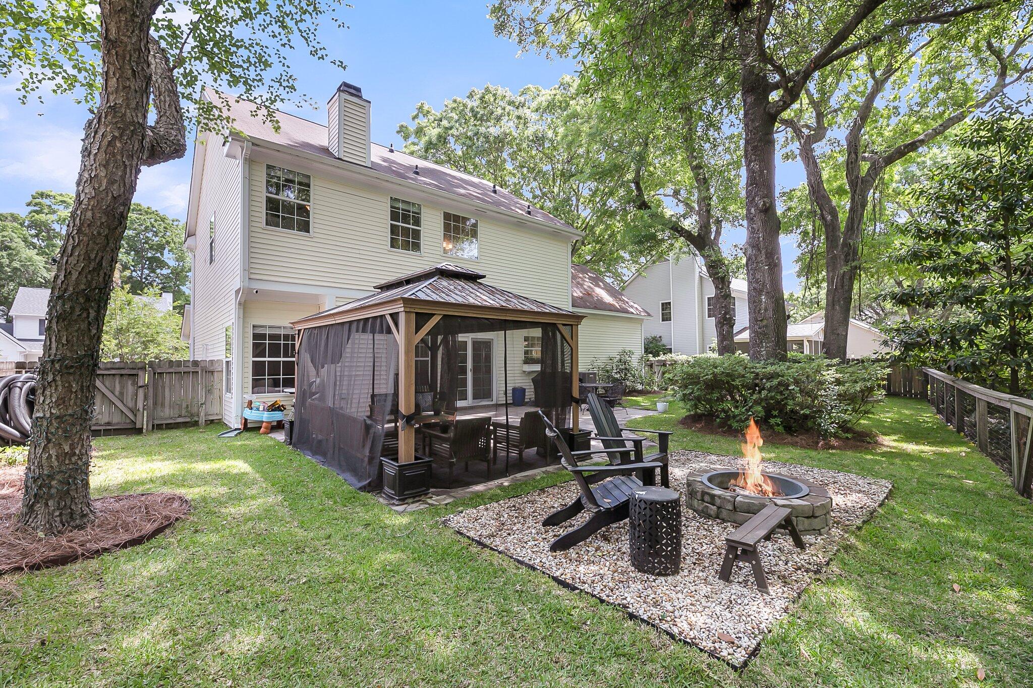 1938 Oak Tree Lane