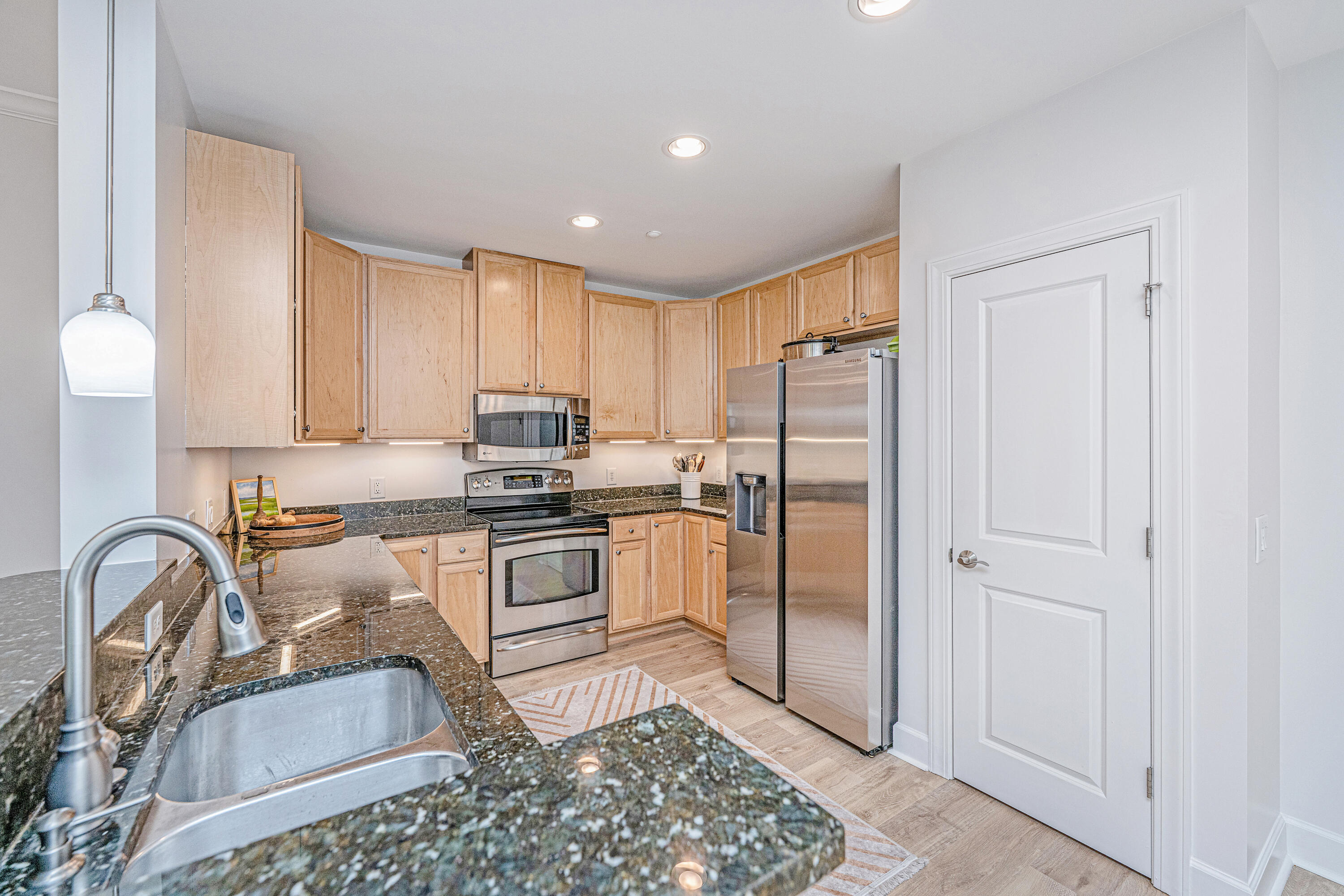 145 Pier View Street # 214