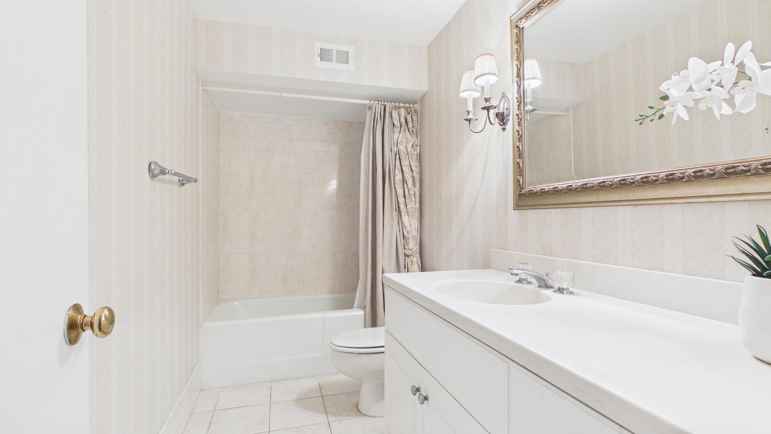 109 E Bay Street # 2d