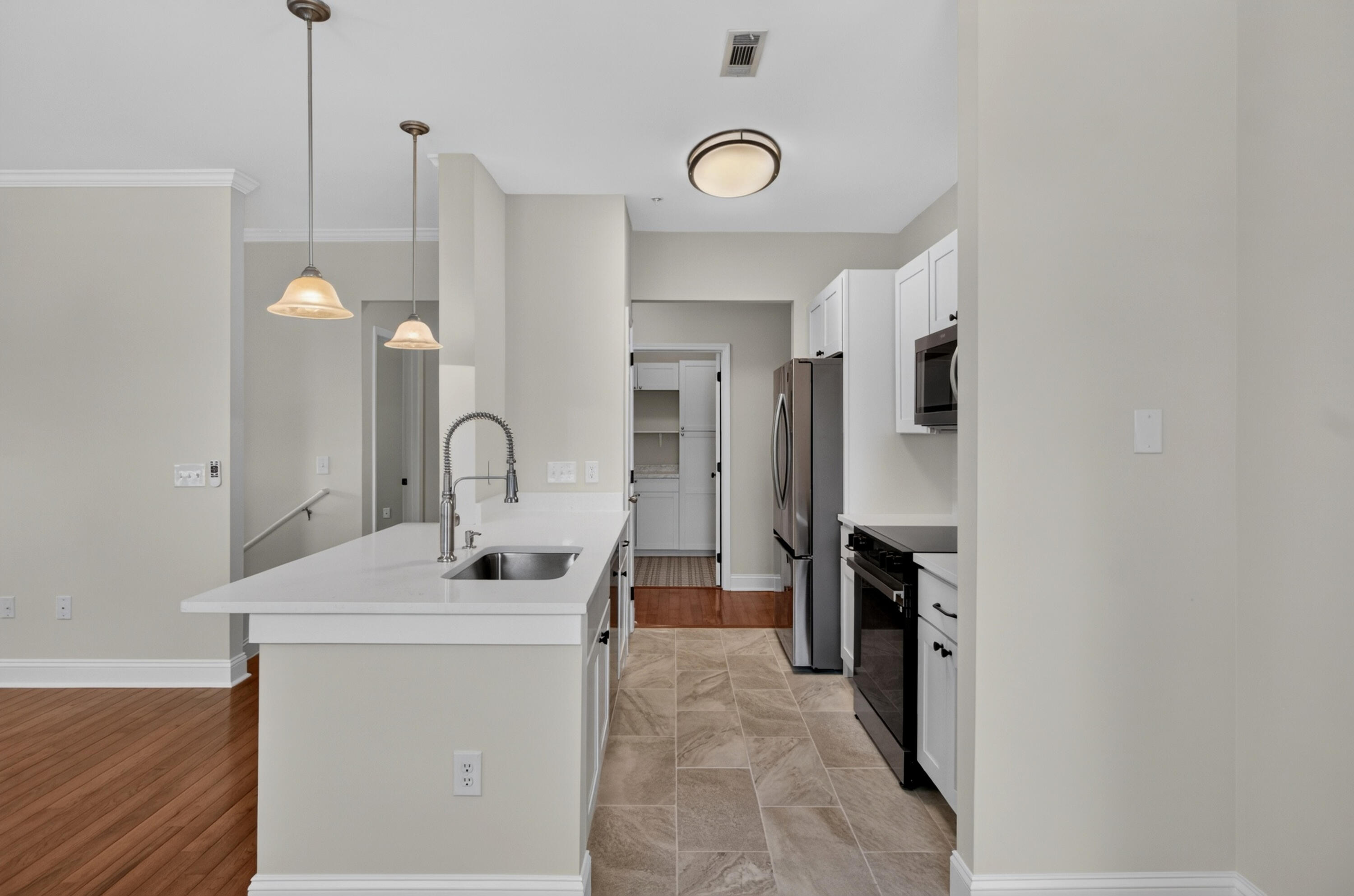 1225 Blakeway Street Unit 1106