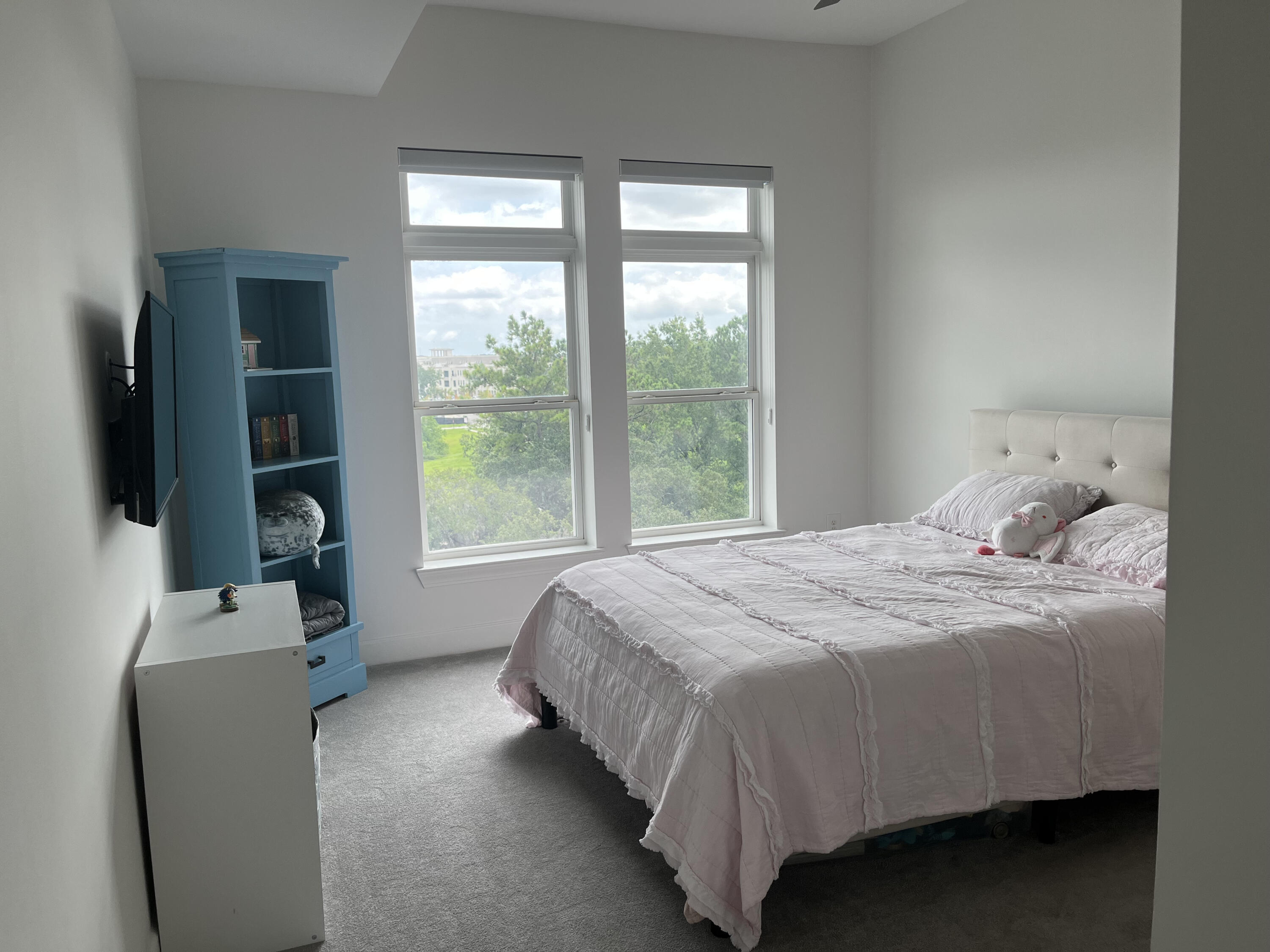 145 Pier View Street Unit 405