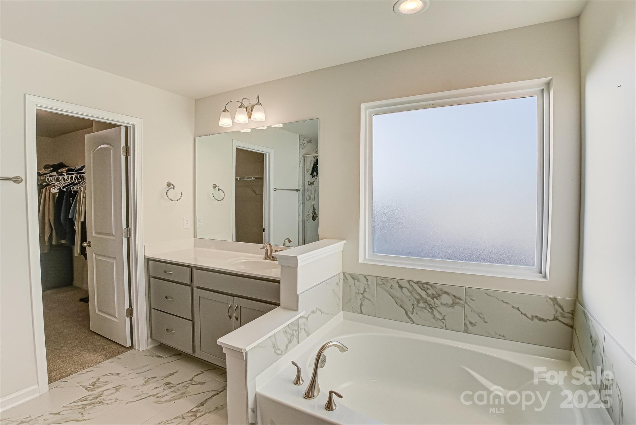 17030 Carolina Pine Row