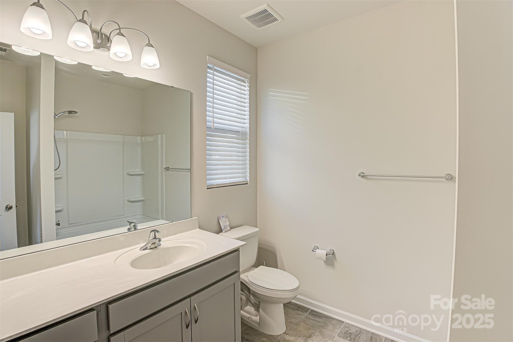 17030 Carolina Pine Row