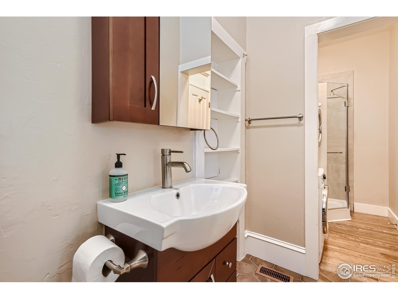 1714 Pine St A and B