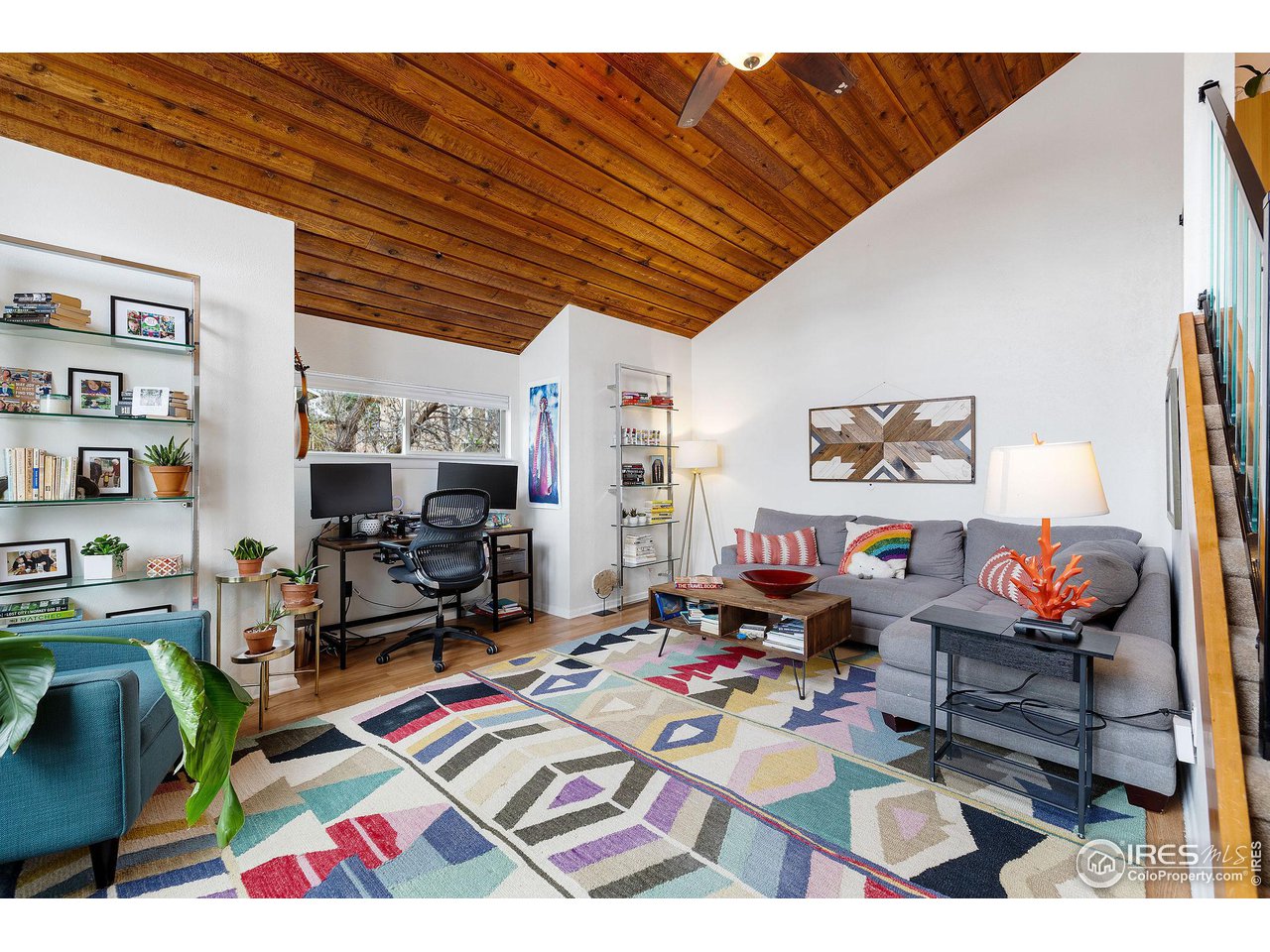 1095 Tantra Park Cir